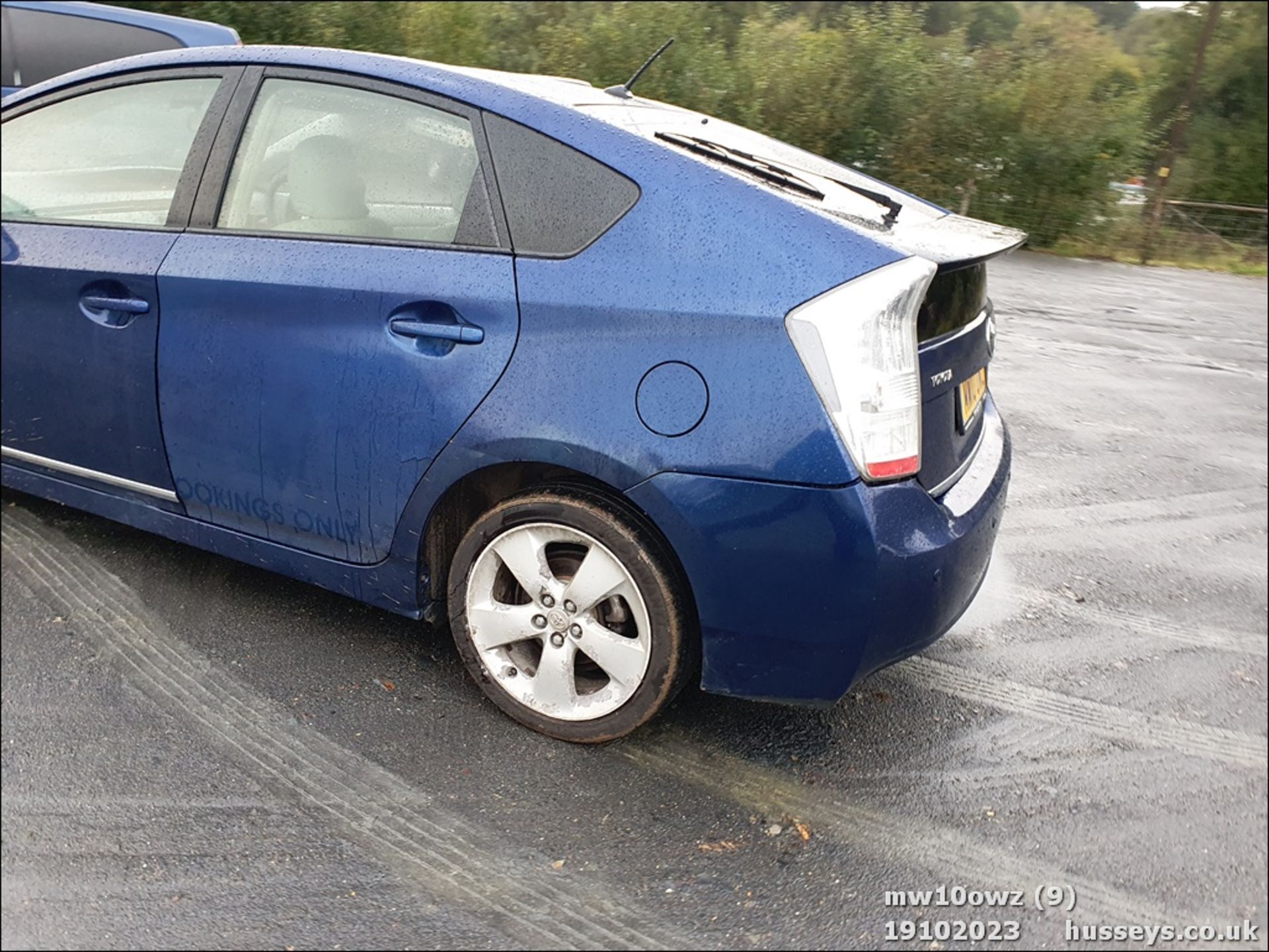 10/10 TOYOTA PRIUS T SPIRIT VVT-I CVT - 1797cc 5dr Hatchback (Blue, 276k) - Image 9 of 35