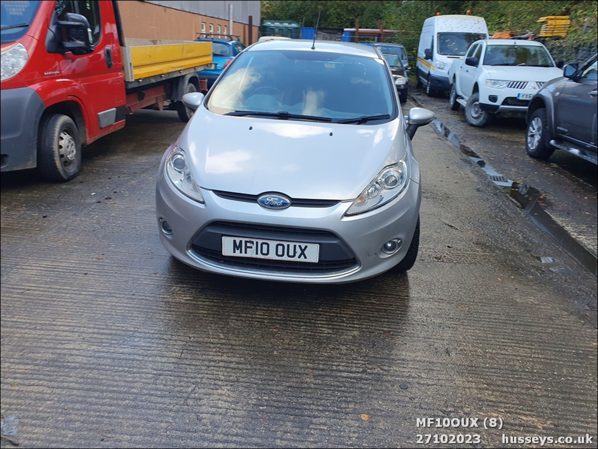 10/10 FORD FIESTA ZETEC 68 TDCI - 1399cc 5dr Hatchback (Silver, 156k) - Image 9 of 67