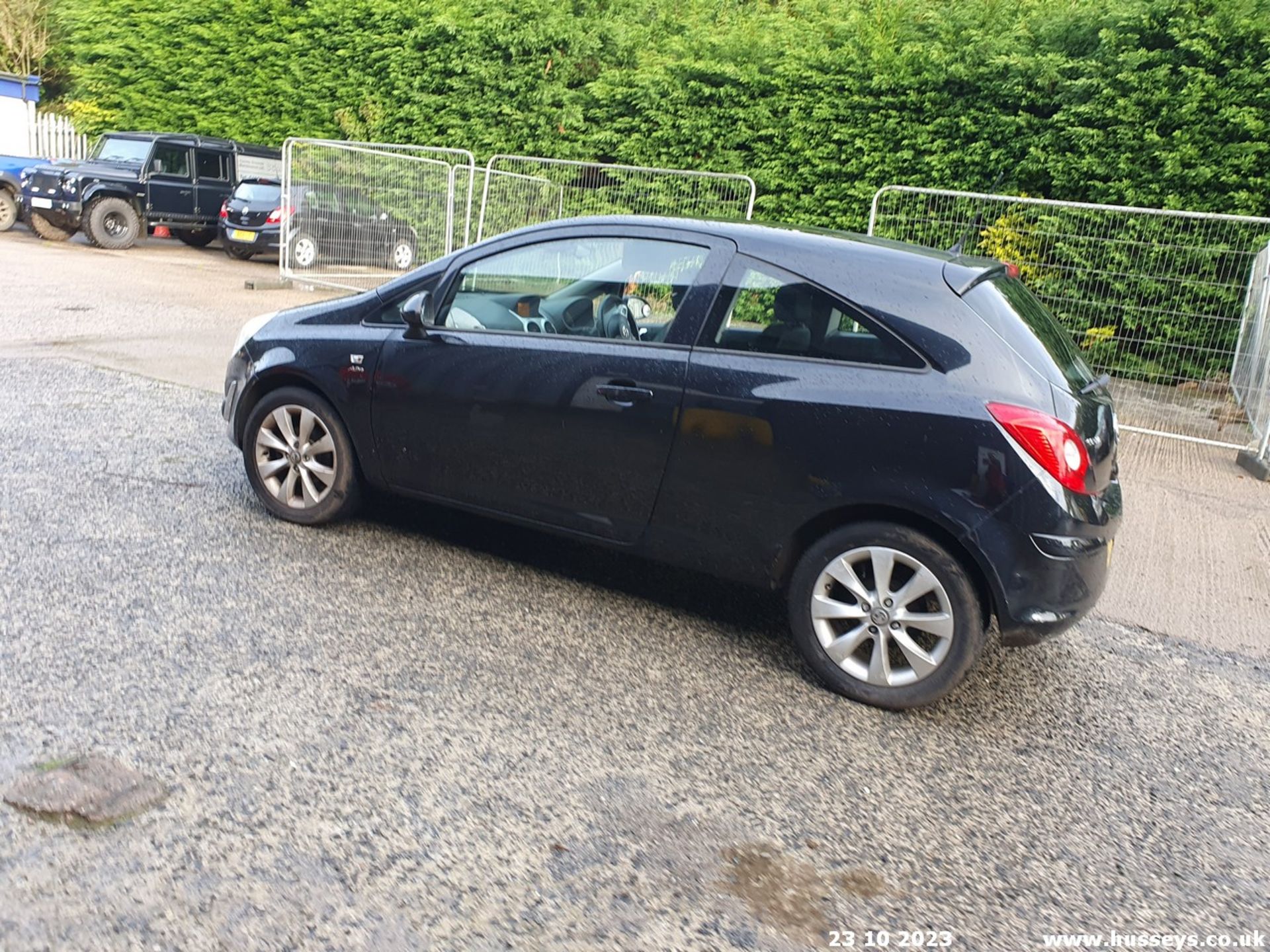 12/62 VAUXHALL CORSA ACTIVE AC - 1229cc 3dr Hatchback (Black, 92k) - Image 35 of 54