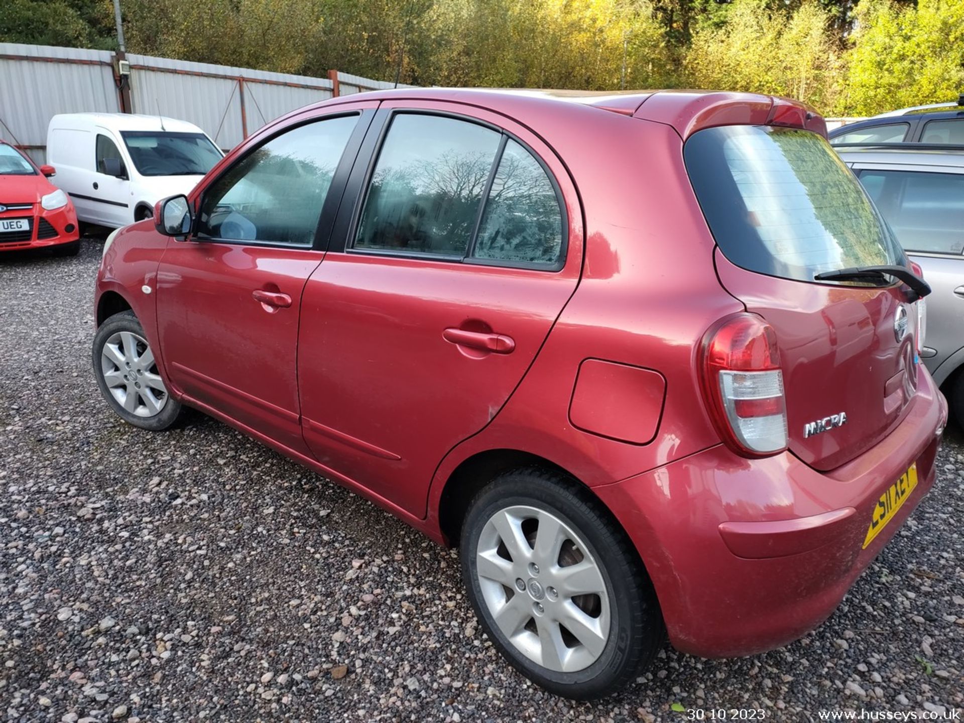 11/11 NISSAN MICRA ACENTA - 1198cc 5dr Hatchback (Red) - Image 14 of 43