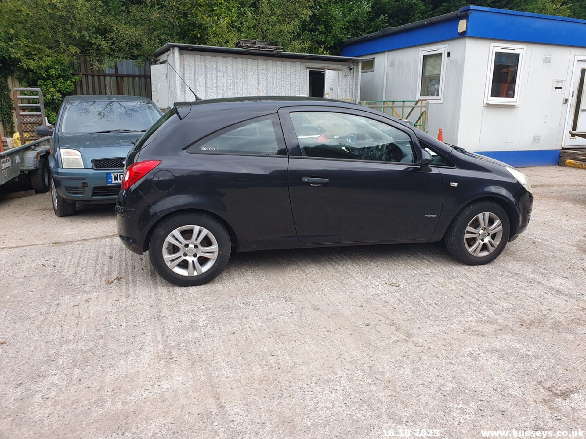 08/58 VAUXHALL CORSA BREEZE CDTI - 1248cc 3dr Hatchback (Black) - Image 12 of 22