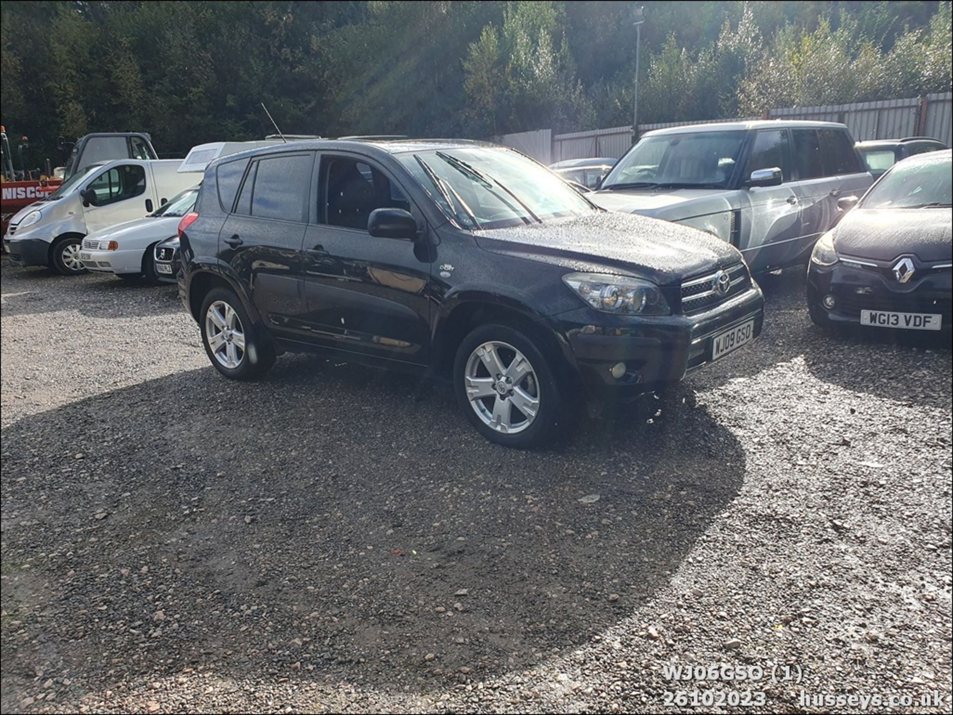 09/09 TOYOTA RAV4 SR180 D-4D - 2231cc 5dr Estate (Black, 101k) - Image 2 of 53