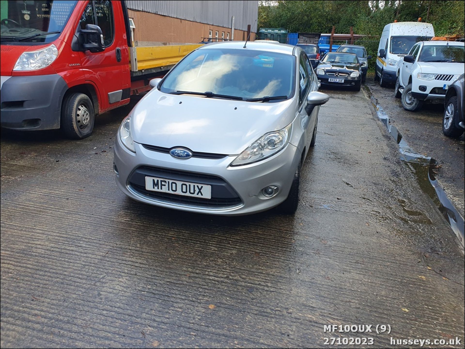 10/10 FORD FIESTA ZETEC 68 TDCI - 1399cc 5dr Hatchback (Silver, 156k) - Image 10 of 67