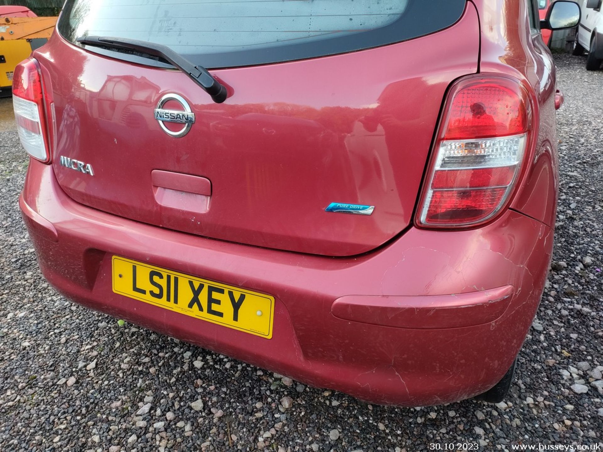 11/11 NISSAN MICRA ACENTA - 1198cc 5dr Hatchback (Red) - Image 21 of 43