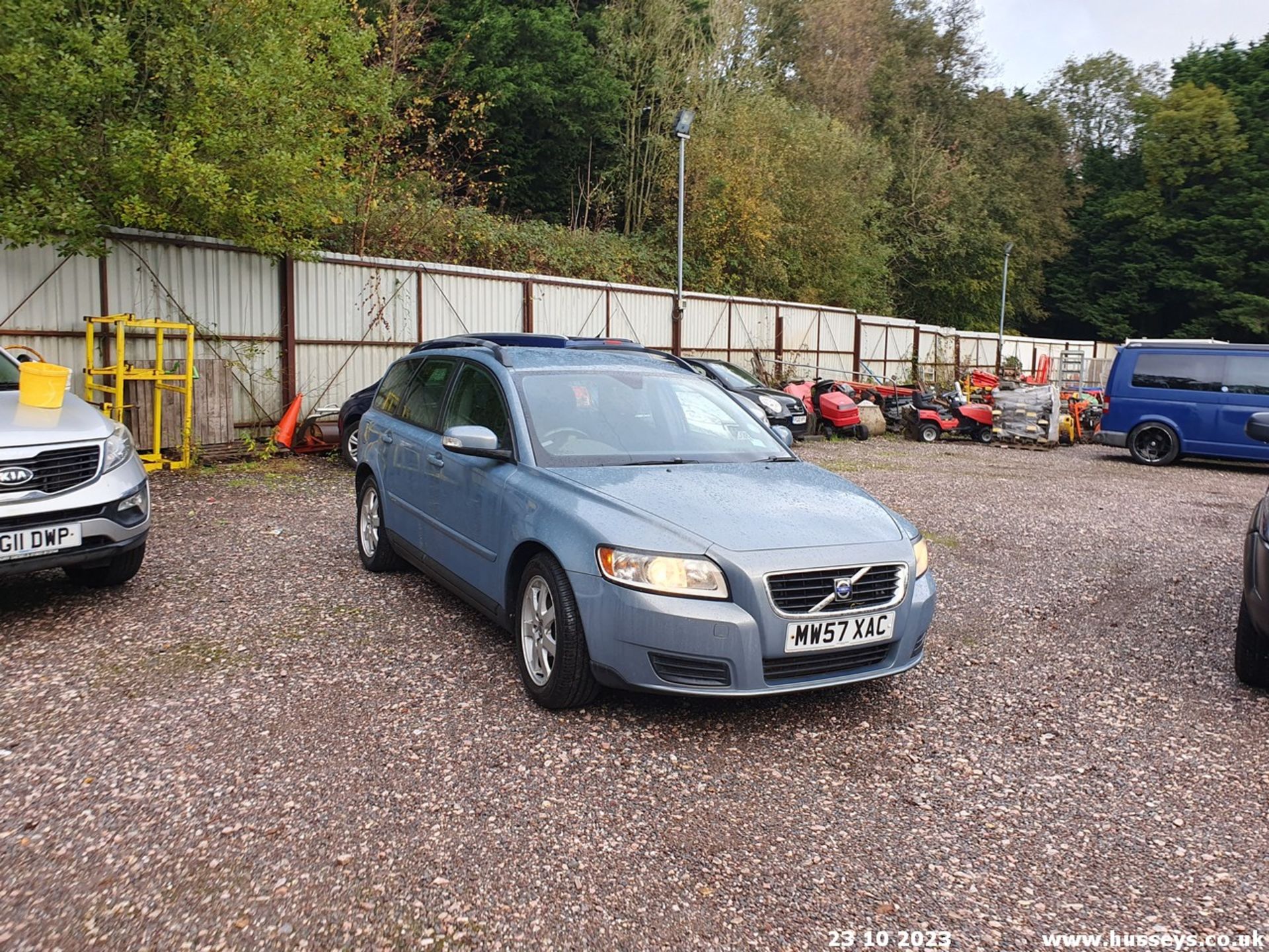 08/57 VOLVO V50 S D - 1998cc 5dr Estate (Blue, 136k) - Image 55 of 56