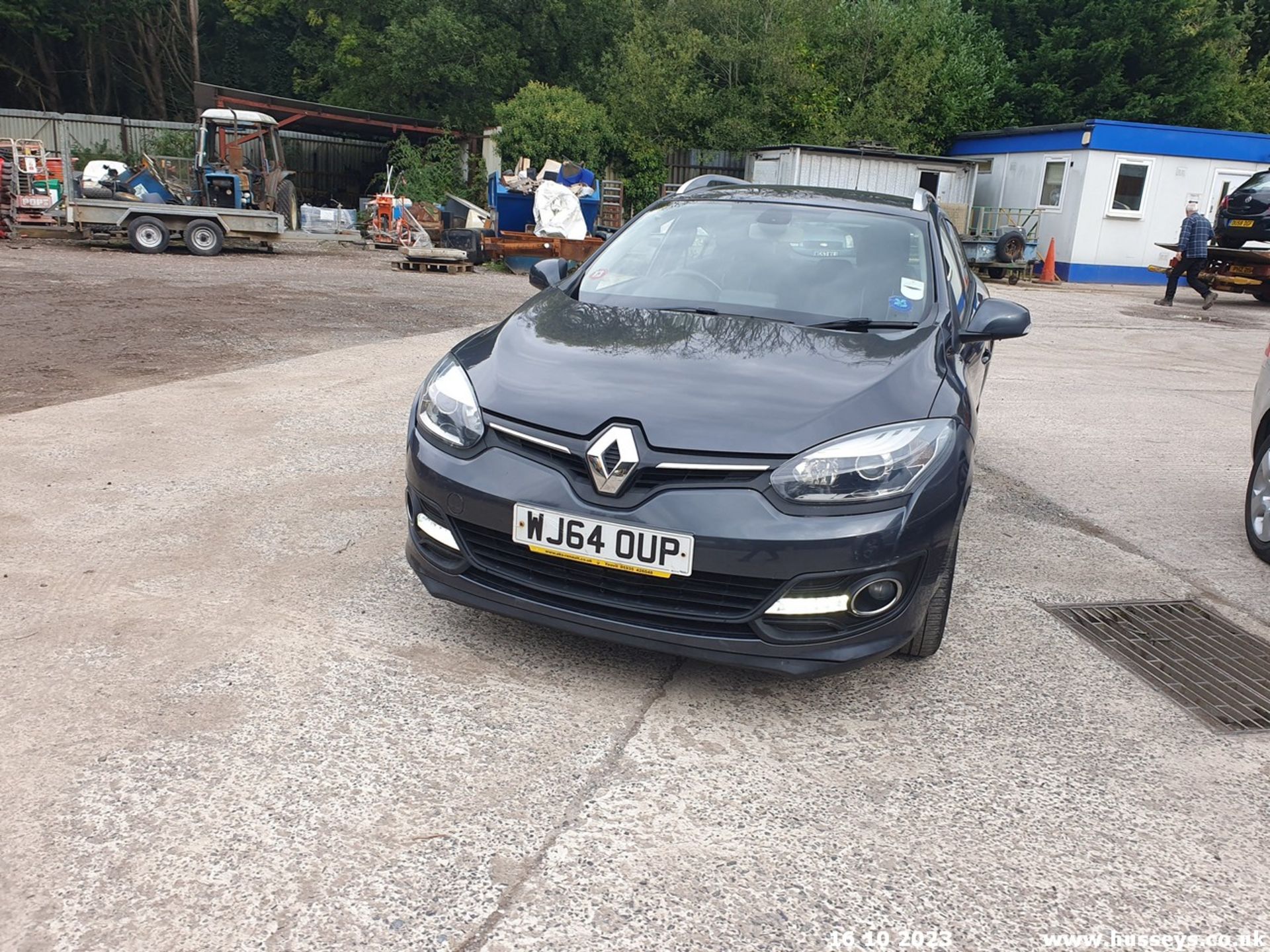 14/64 RENAULT MEGANE D-QUE TT ENERGY DC - 1461cc 5dr Estate (Grey, 125k) - Image 23 of 56