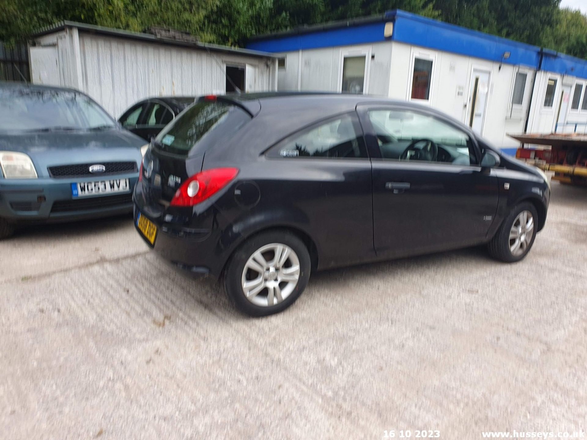 08/58 VAUXHALL CORSA BREEZE CDTI - 1248cc 3dr Hatchback (Black) - Image 15 of 22