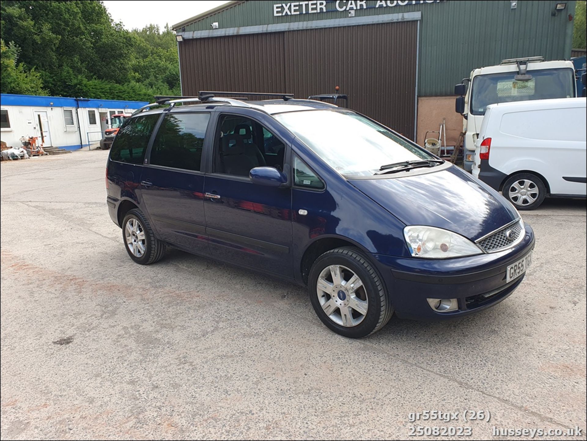 06/55 FORD GALAXY GHIA TDI - 1896cc 5dr MPV (Blue, 135k) - Image 28 of 62