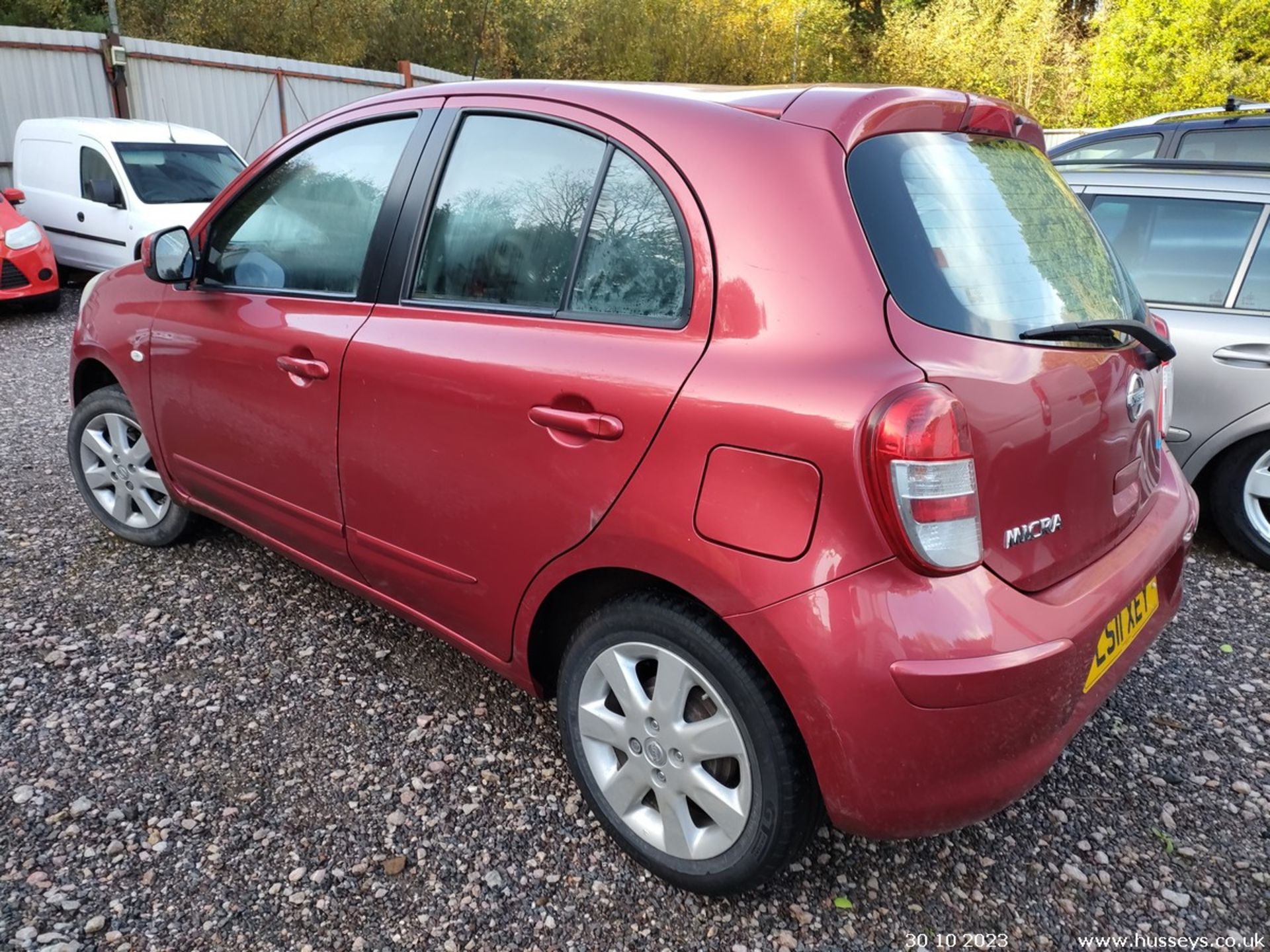 11/11 NISSAN MICRA ACENTA - 1198cc 5dr Hatchback (Red) - Image 15 of 43