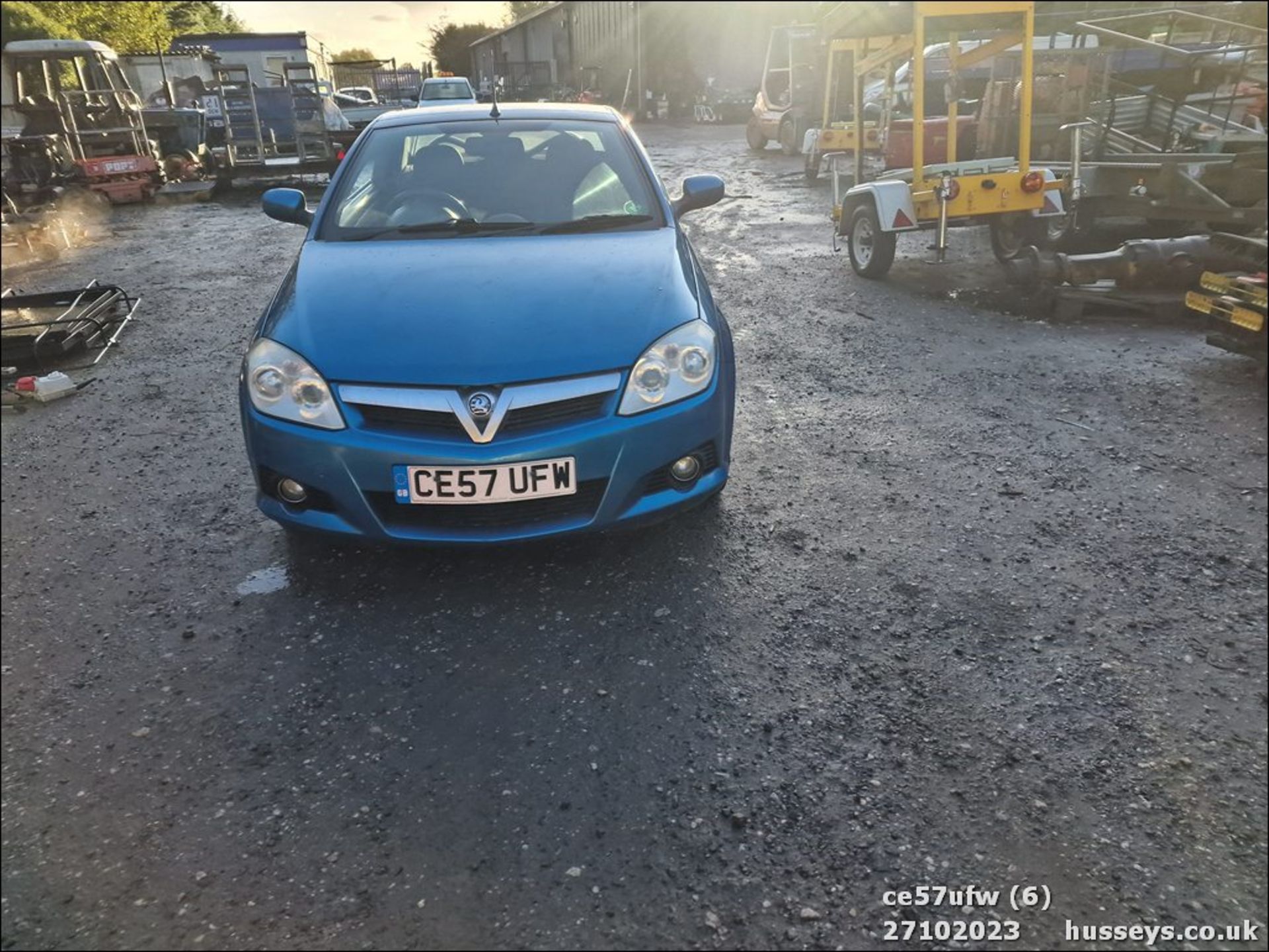 07/57 VAUXHALL TIGRA EXCLUSIV - 1364cc 2dr Convertible (Blue) - Image 36 of 41