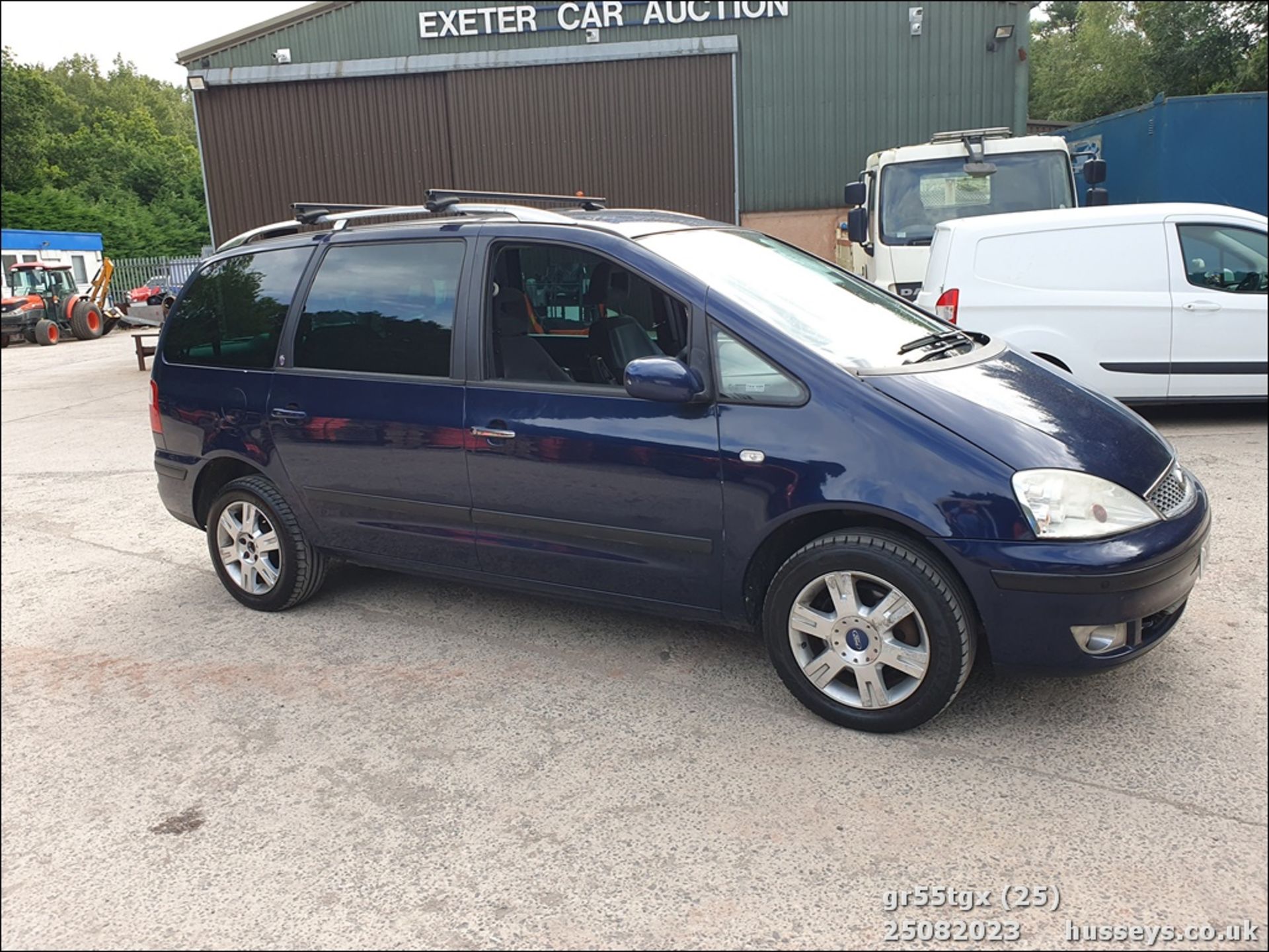 06/55 FORD GALAXY GHIA TDI - 1896cc 5dr MPV (Blue, 135k) - Image 27 of 62