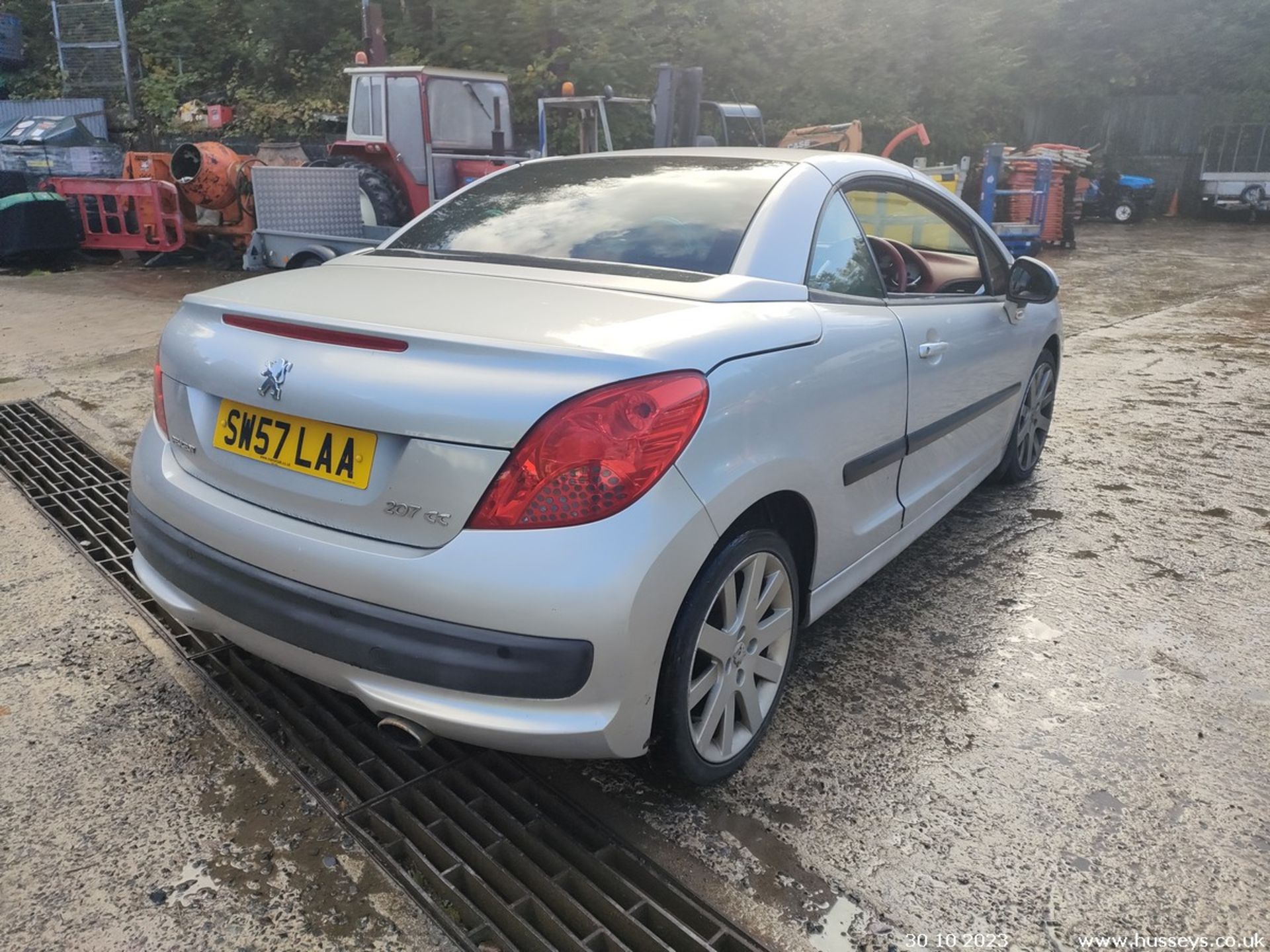 08/57 PEUGEOT 207 GT CC - 1598cc 2dr Convertible (Silver, 69k) - Image 20 of 37