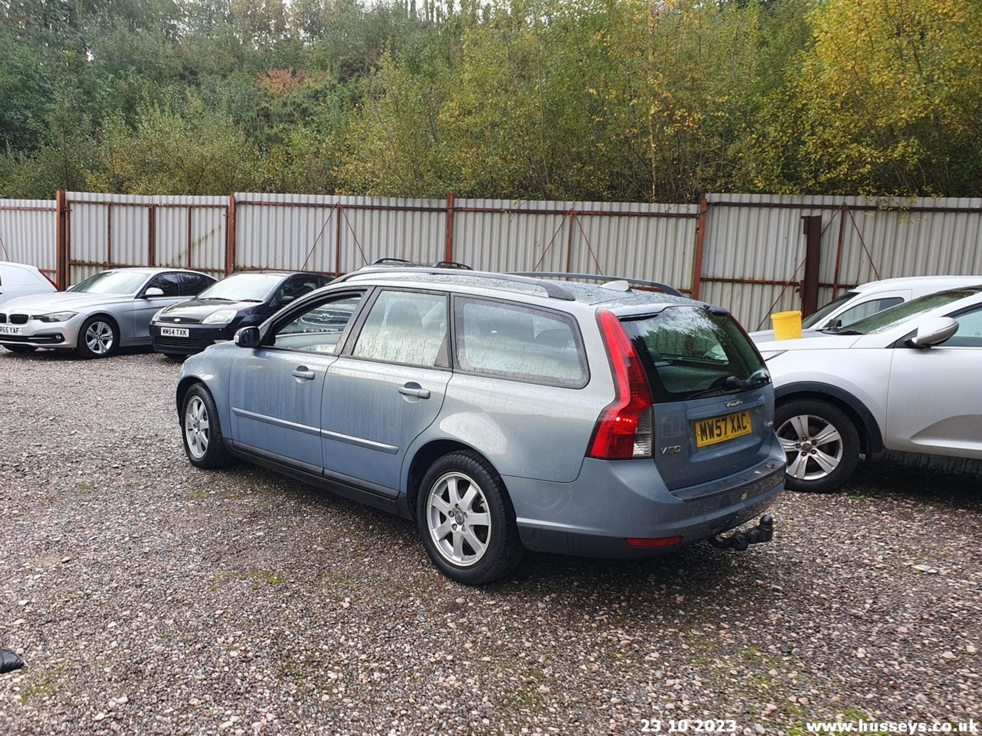 08/57 VOLVO V50 S D - 1998cc 5dr Estate (Blue, 136k) - Image 42 of 56