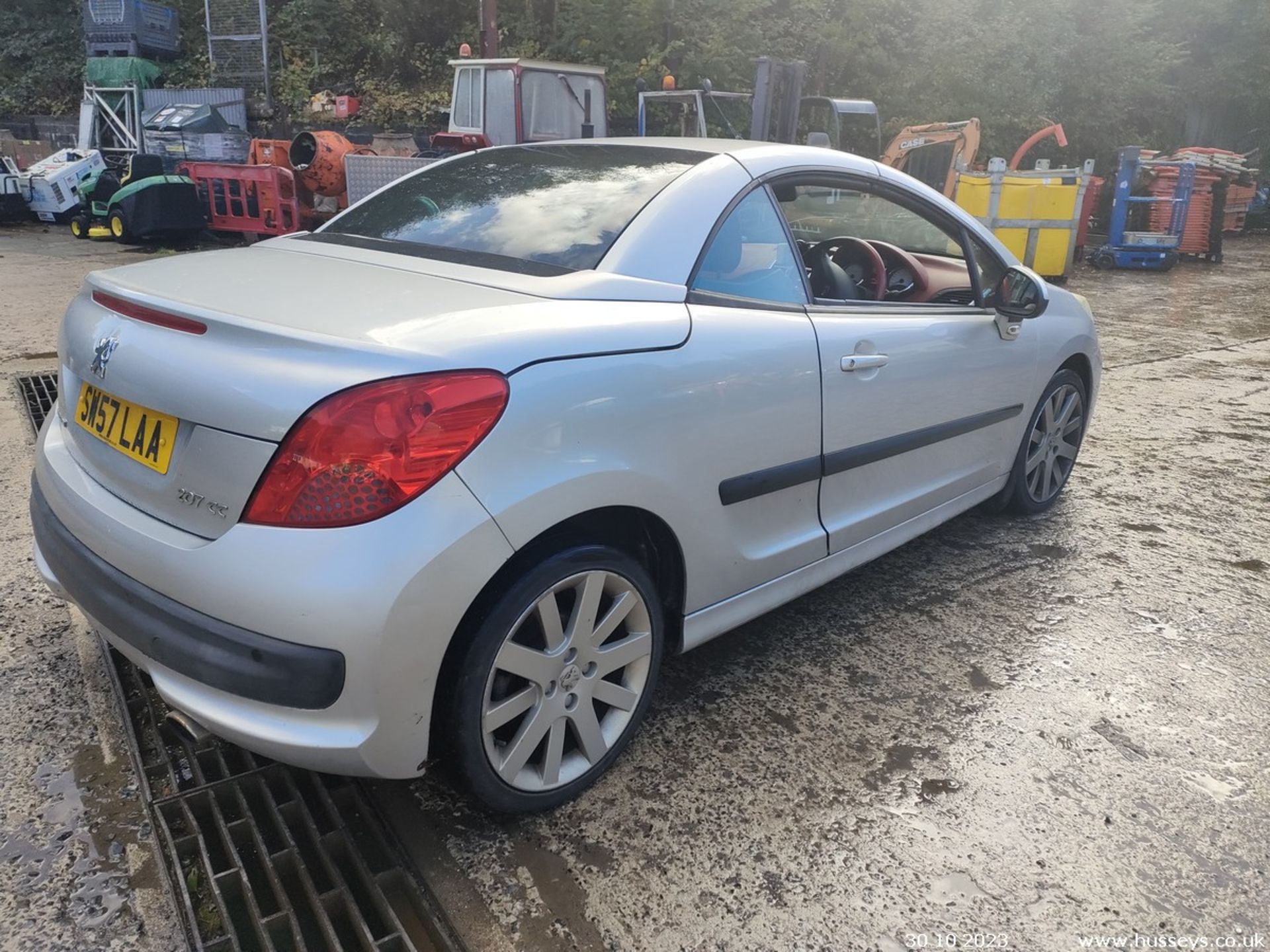 08/57 PEUGEOT 207 GT CC - 1598cc 2dr Convertible (Silver, 69k) - Image 21 of 37