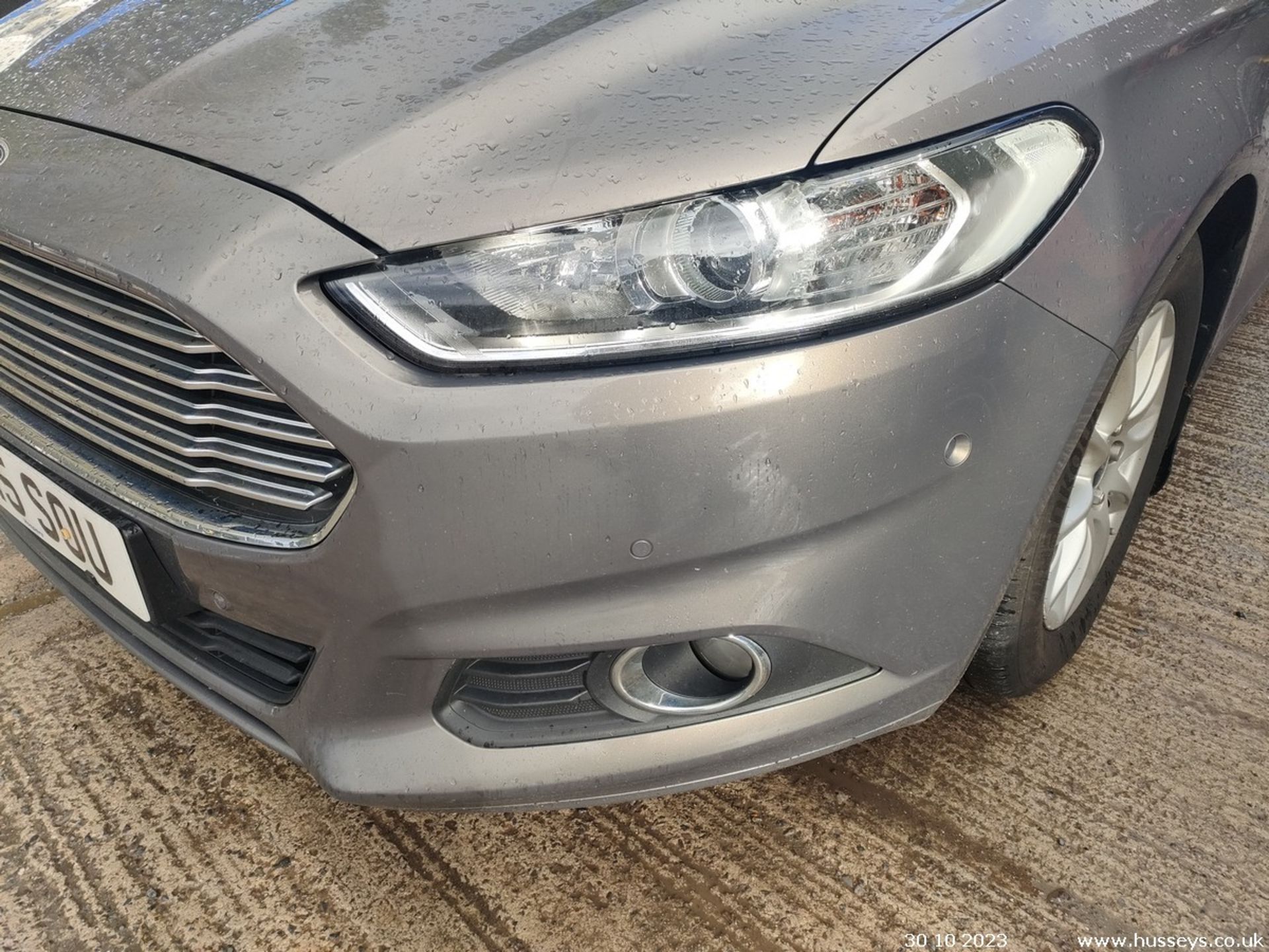 15/15 FORD MONDEO ZETEC ECONETIC TDC - 1560cc 5dr Hatchback (Grey, 175k) - Image 9 of 38