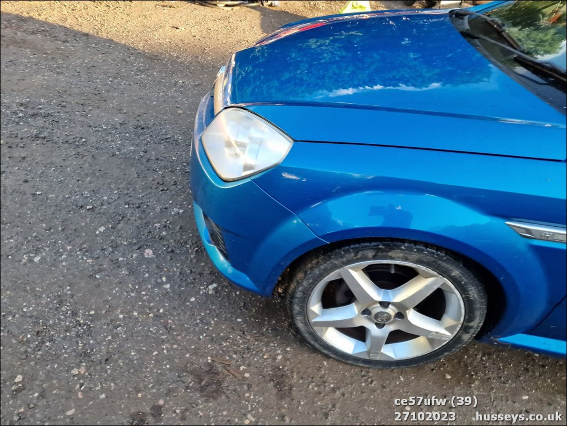 07/57 VAUXHALL TIGRA EXCLUSIV - 1364cc 2dr Convertible (Blue) - Image 3 of 41