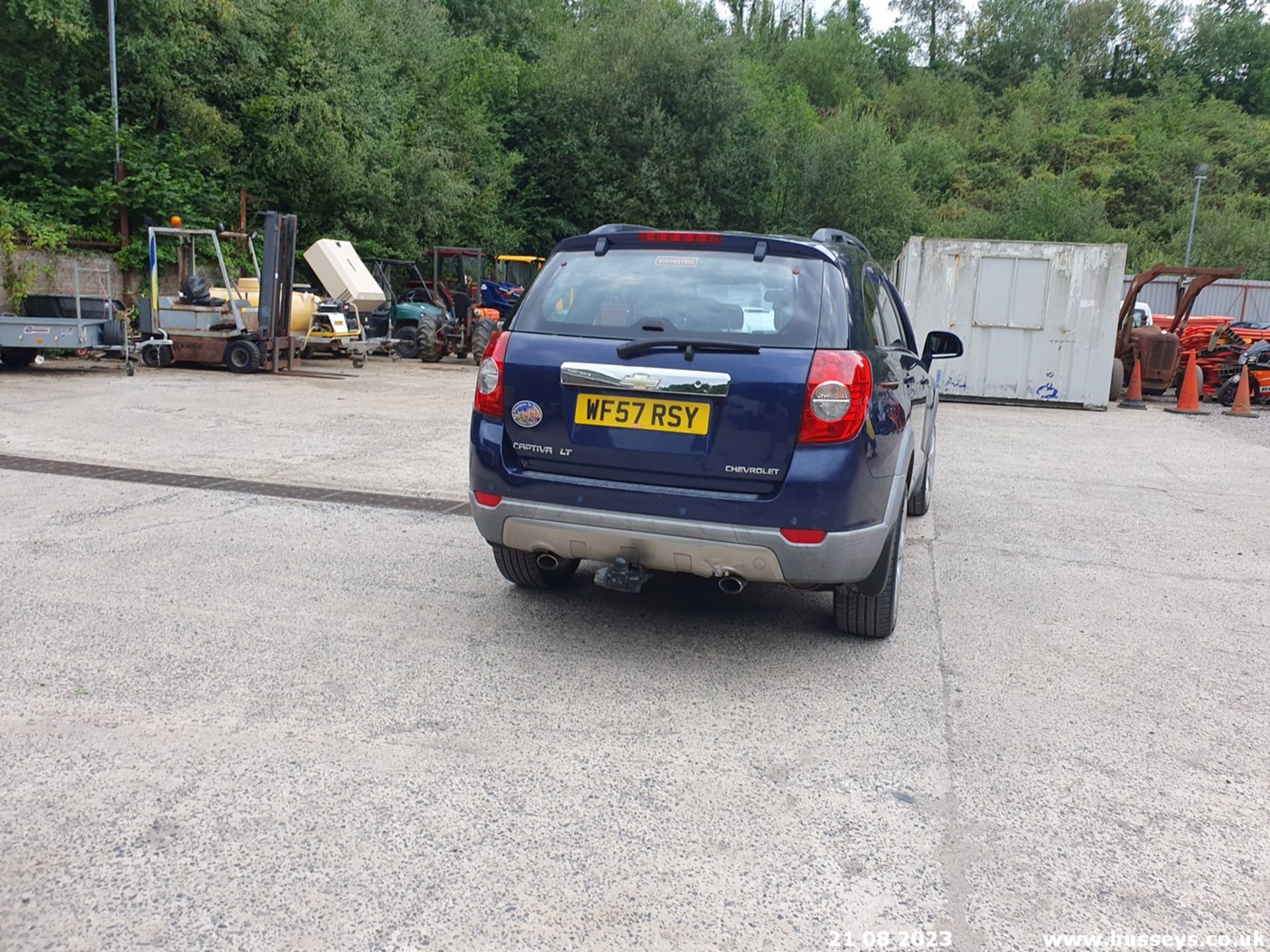 07/57 CHEVROLET CAPTIVA LT 5S VCDI - 1991cc 5dr Estate (Blue, 109k) - Image 18 of 45