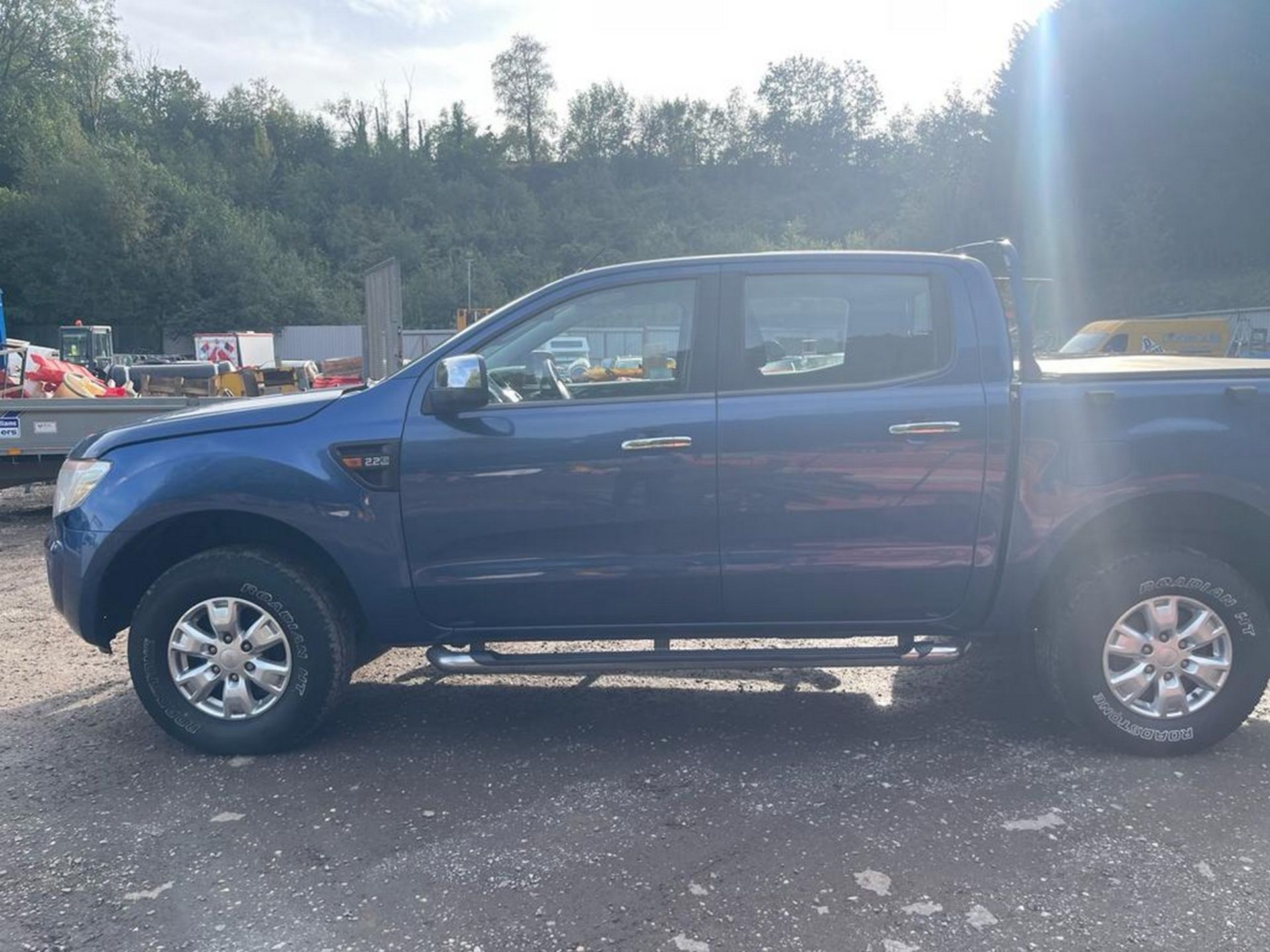 13/63 FORD RANGER XLT 4X4 TDCI - 2198cc 4dr 4x4 (Blue, 113k) - Image 10 of 18