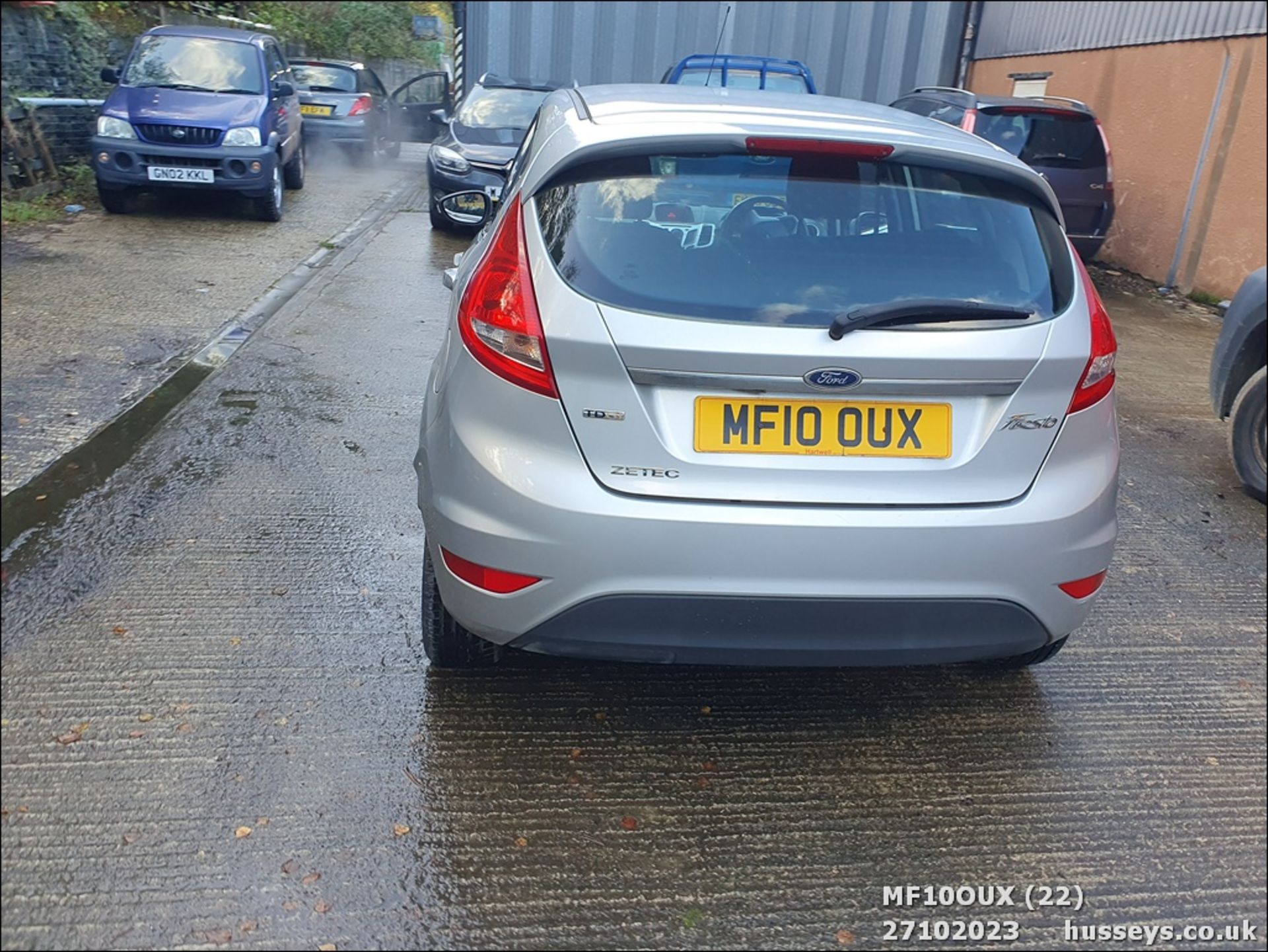 10/10 FORD FIESTA ZETEC 68 TDCI - 1399cc 5dr Hatchback (Silver, 156k) - Image 23 of 67