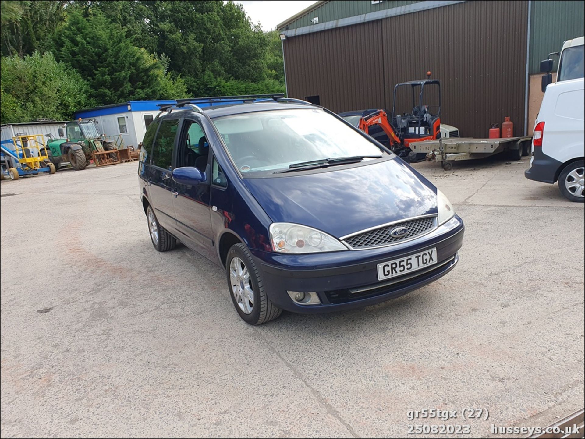 06/55 FORD GALAXY GHIA TDI - 1896cc 5dr MPV (Blue, 135k) - Image 29 of 62