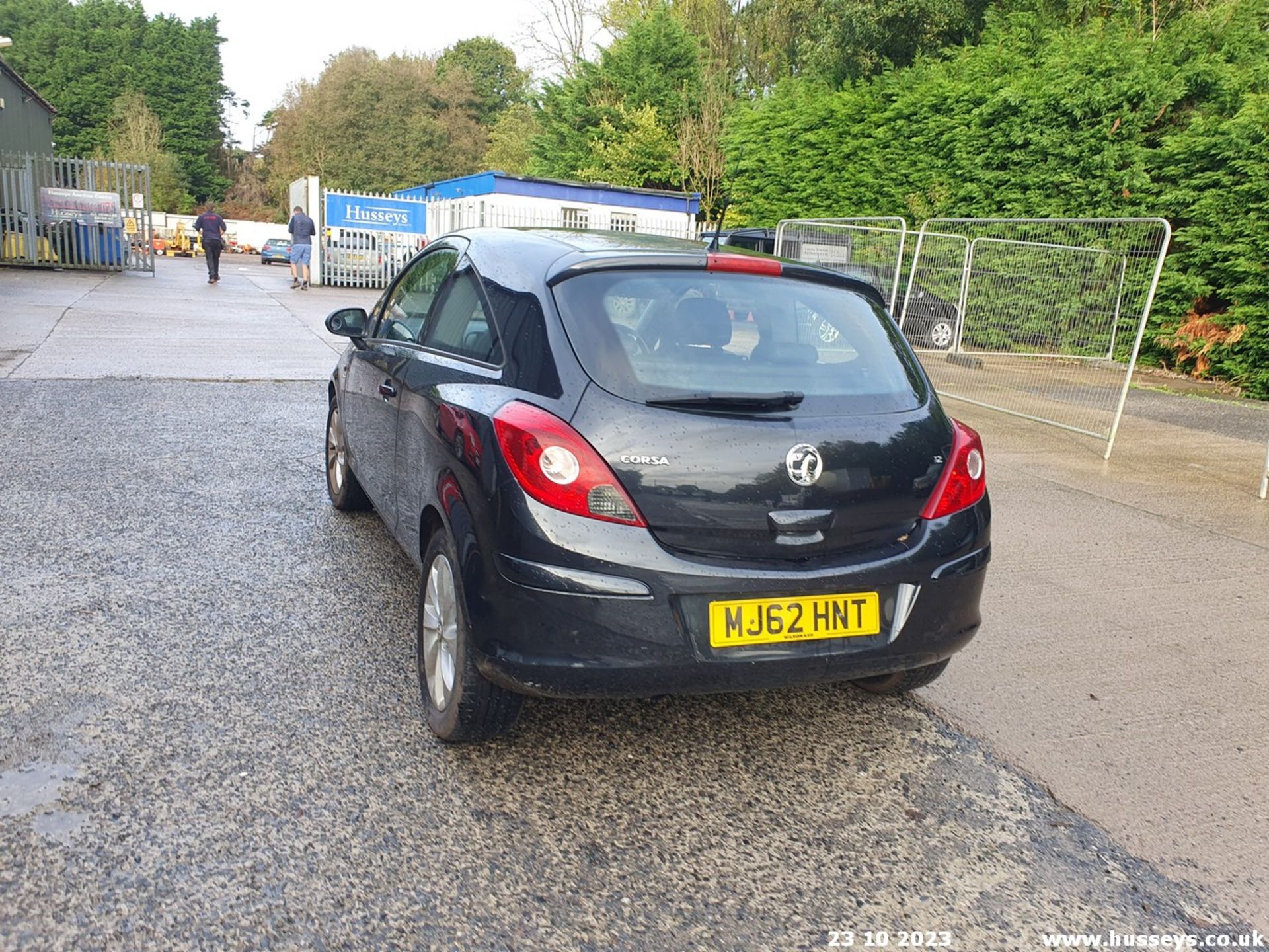 12/62 VAUXHALL CORSA ACTIVE AC - 1229cc 3dr Hatchback (Black, 92k) - Image 38 of 54