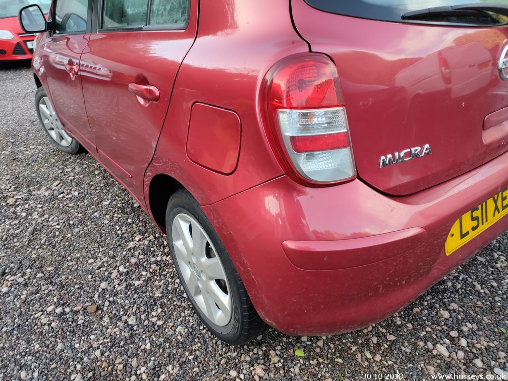 11/11 NISSAN MICRA ACENTA - 1198cc 5dr Hatchback (Red) - Image 17 of 43