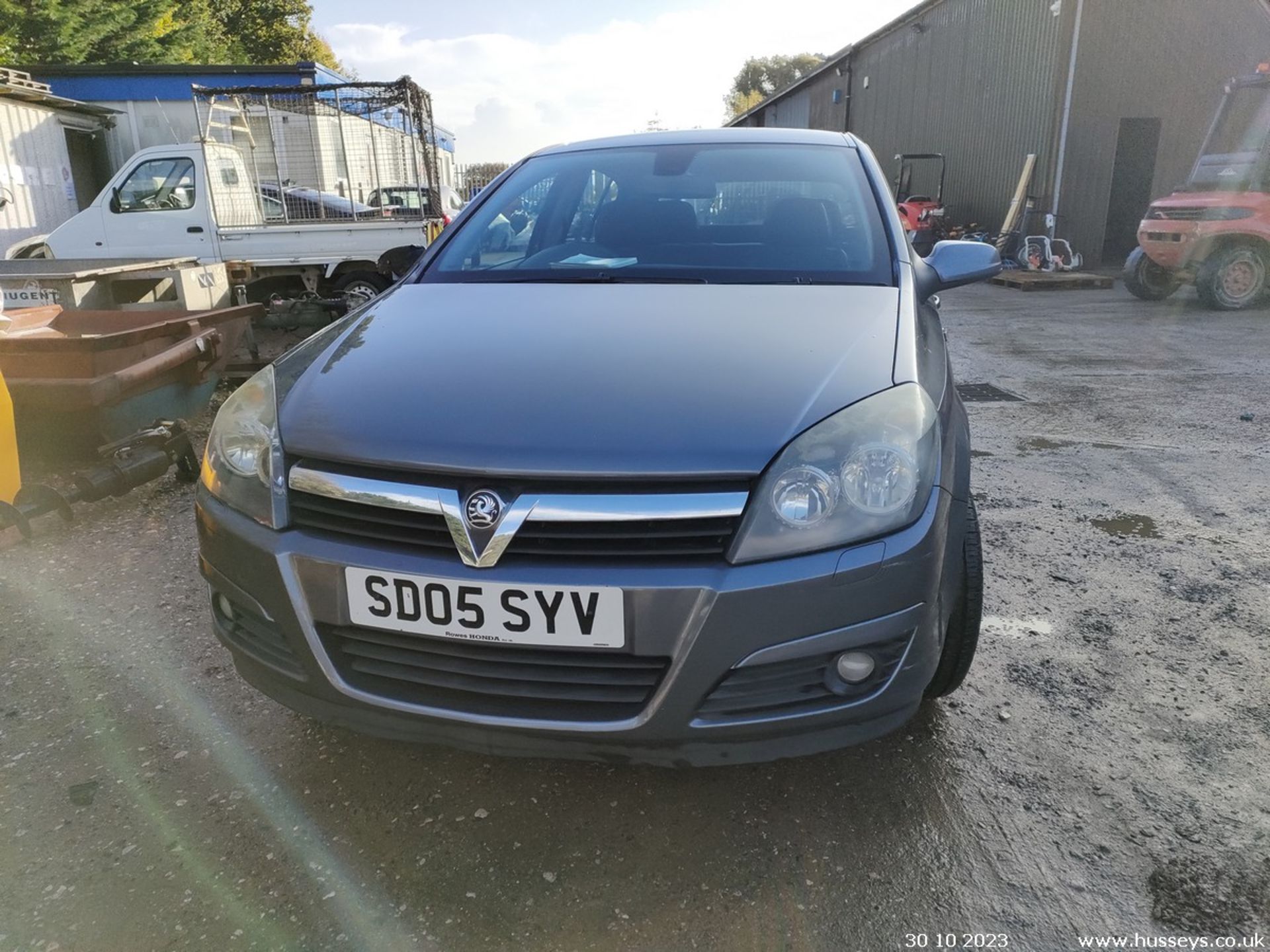 05/05 VAUXHALL ASTRA DESIGN TWINPORT - 1598cc 5dr Hatchback (Grey, 128k) - Image 6 of 37