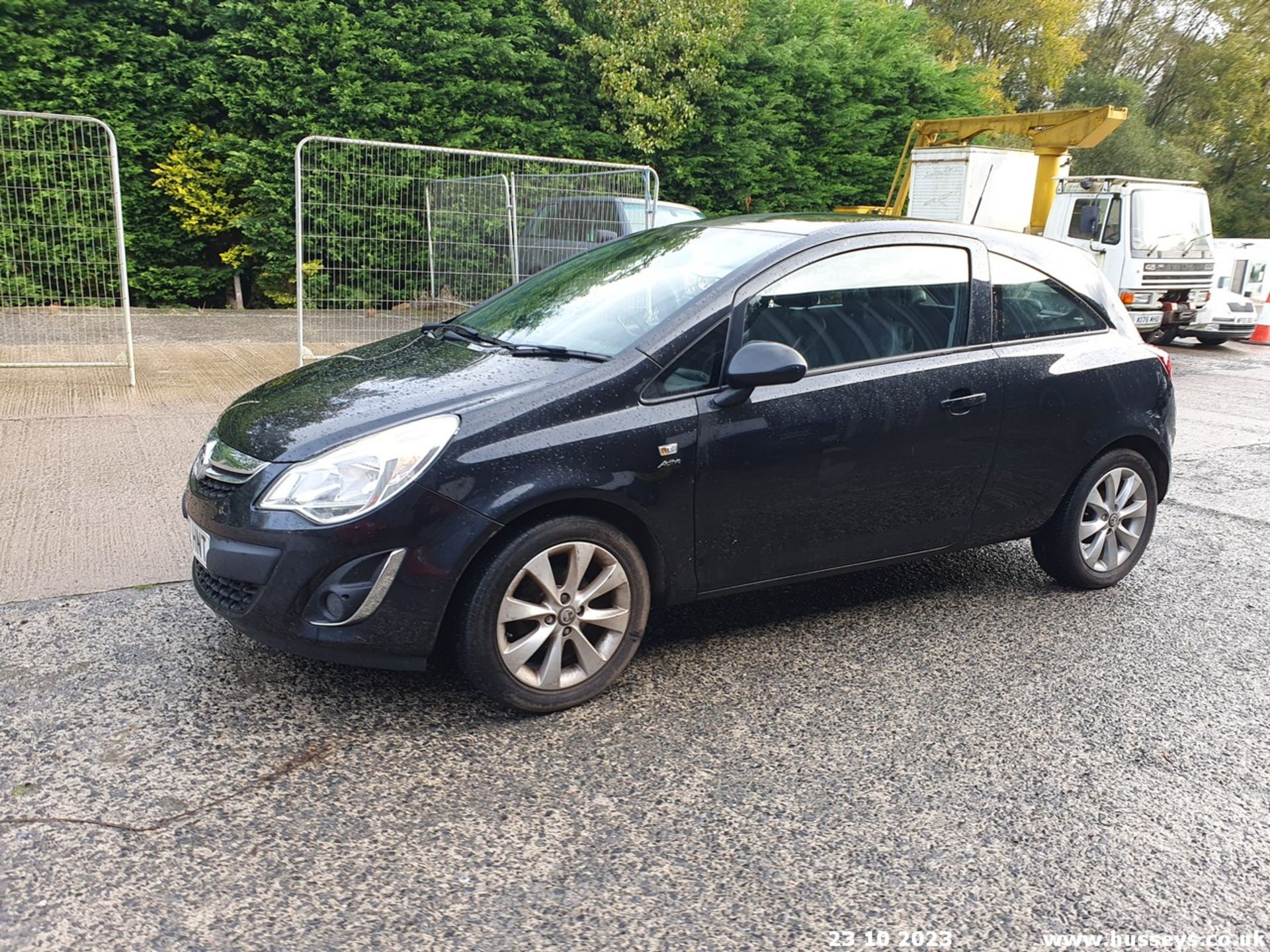 12/62 VAUXHALL CORSA ACTIVE AC - 1229cc 3dr Hatchback (Black, 92k) - Image 30 of 54