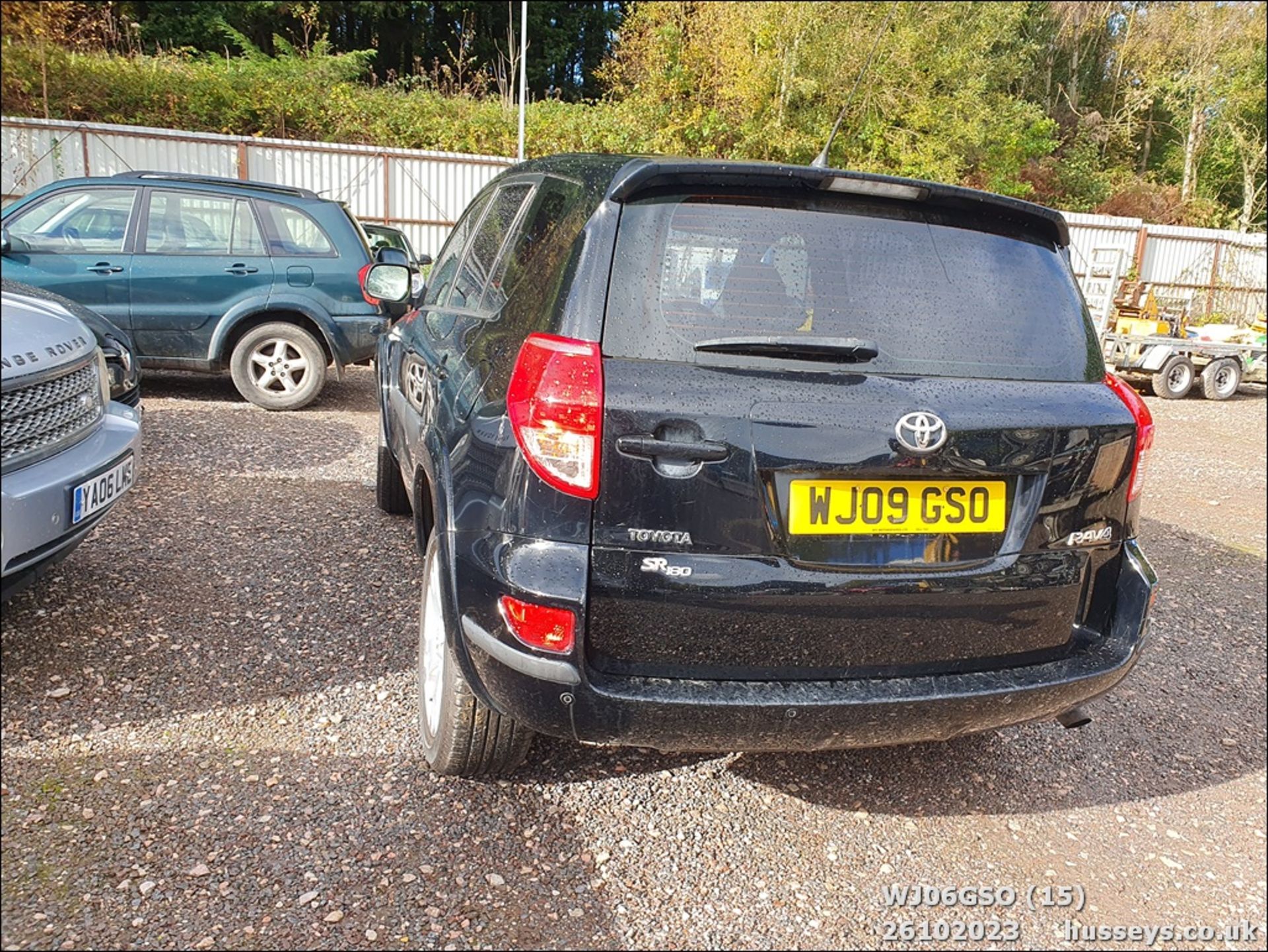 09/09 TOYOTA RAV4 SR180 D-4D - 2231cc 5dr Estate (Black, 101k) - Image 16 of 53