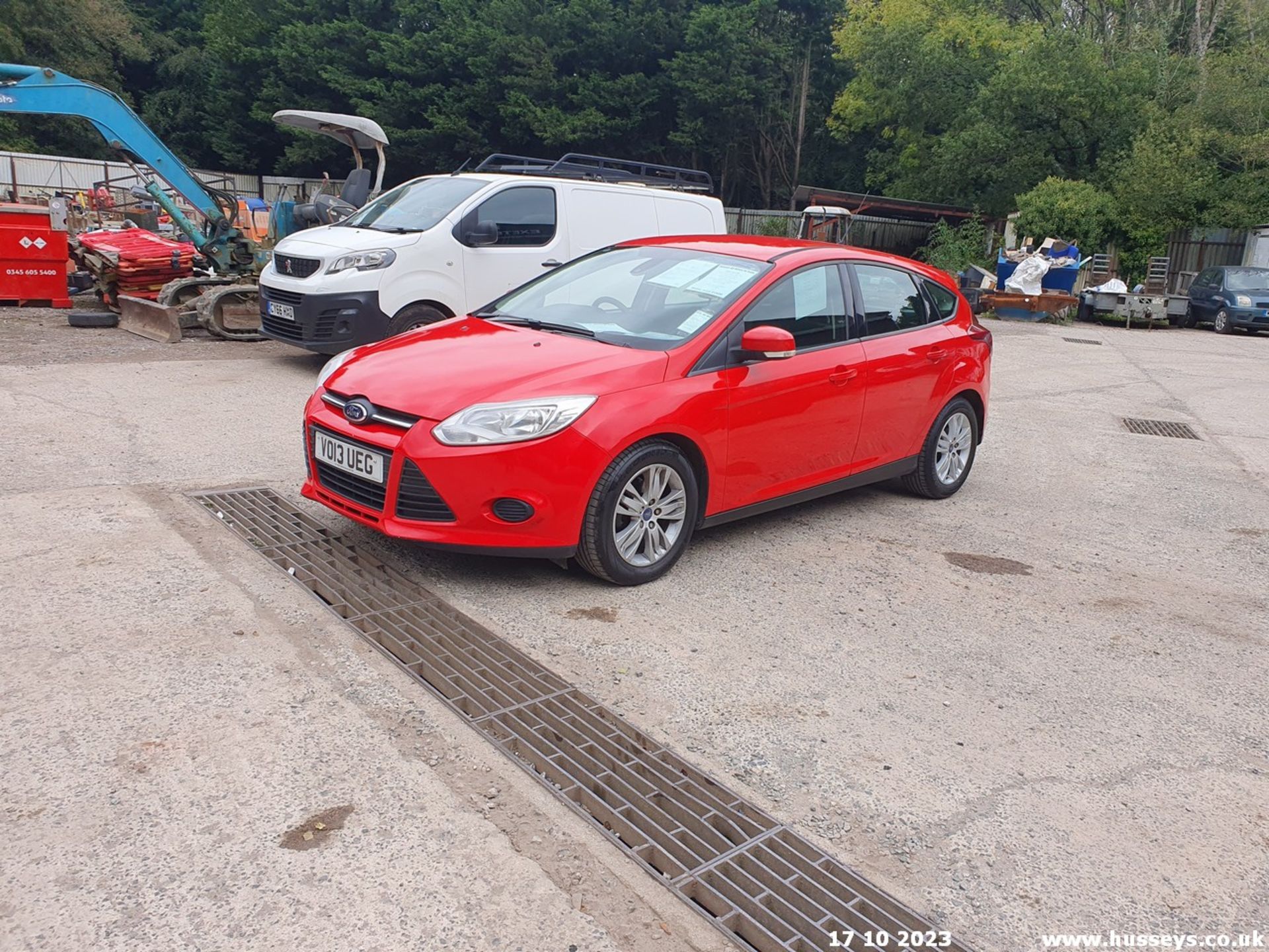 13/13 FORD FOCUS EDGE TDCI 115 - 1560cc 5dr Hatchback (Red, 186k) - Image 7 of 70