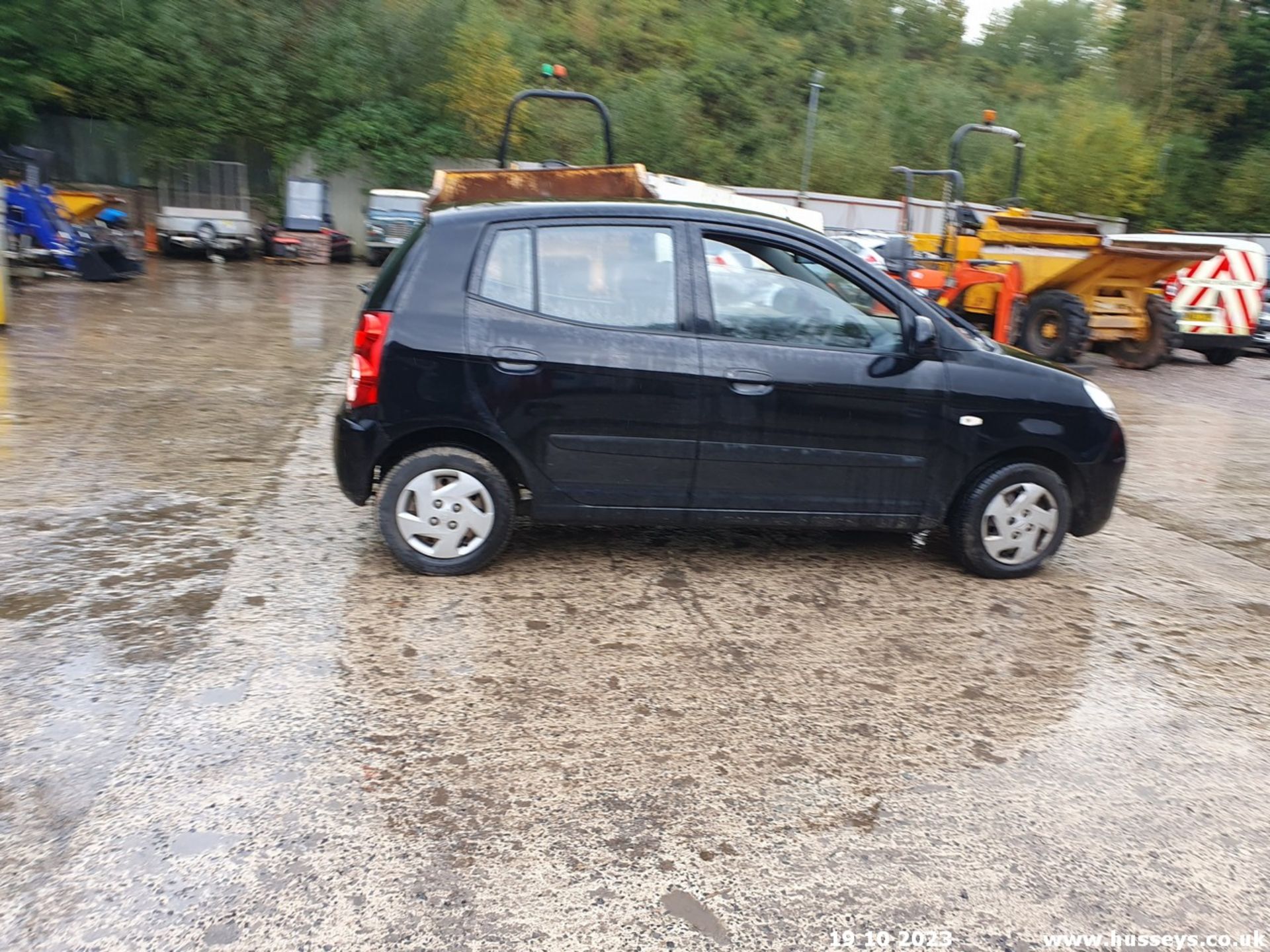 10/10 KIA PICANTO 1 - 999cc 5dr Hatchback (Black, 61k) - Image 29 of 53