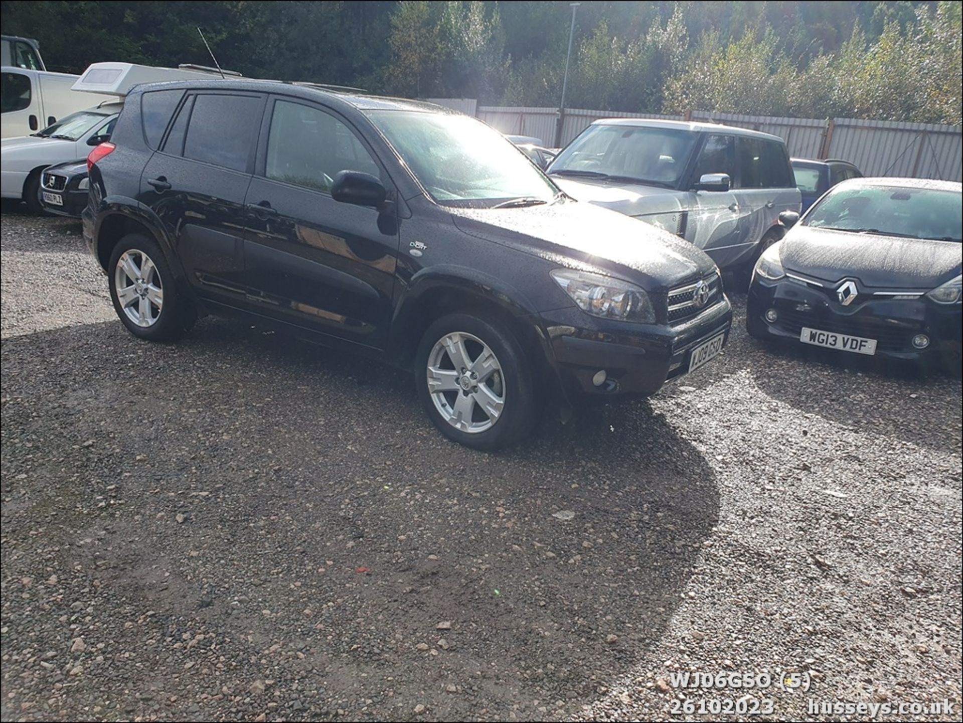 09/09 TOYOTA RAV4 SR180 D-4D - 2231cc 5dr Estate (Black, 101k) - Image 6 of 53