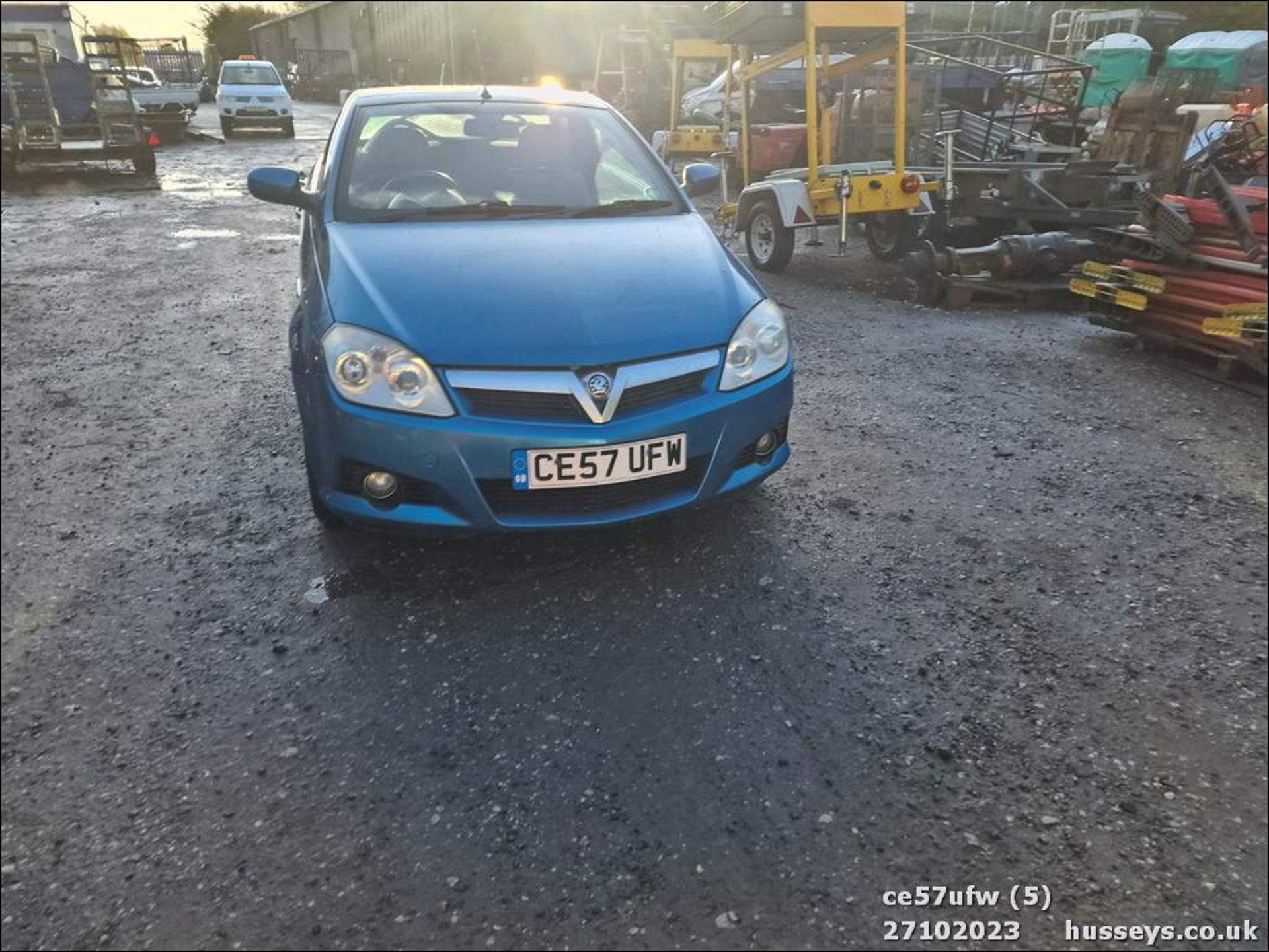 07/57 VAUXHALL TIGRA EXCLUSIV - 1364cc 2dr Convertible (Blue) - Image 37 of 41