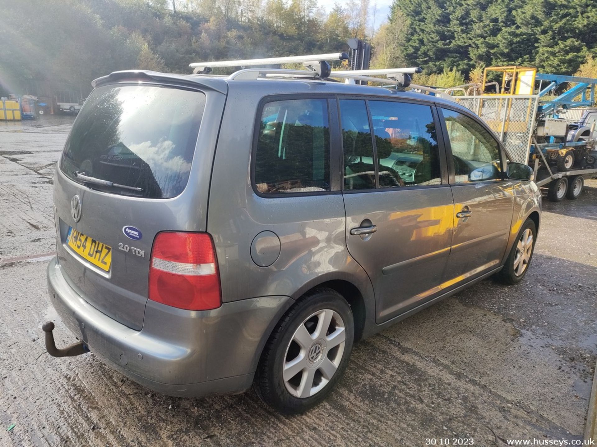 04/54 VOLKSWAGEN TOURAN SPORT TDI - 1968cc 5dr MPV (Grey, 183k) - Image 20 of 35