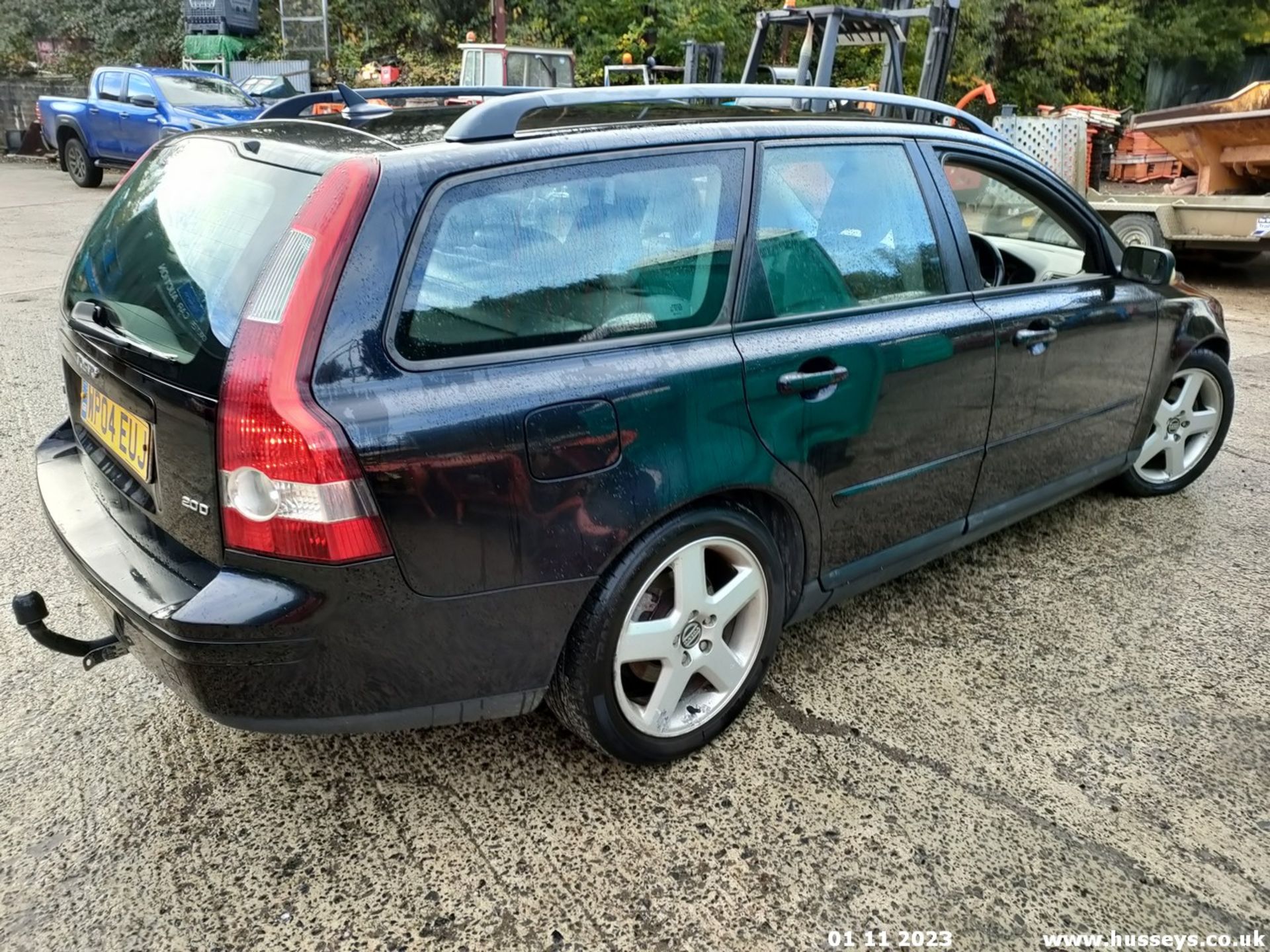 04/04 VOLVO V50 SE D - 1998cc 5dr Estate (Black, 192k) - Image 28 of 39