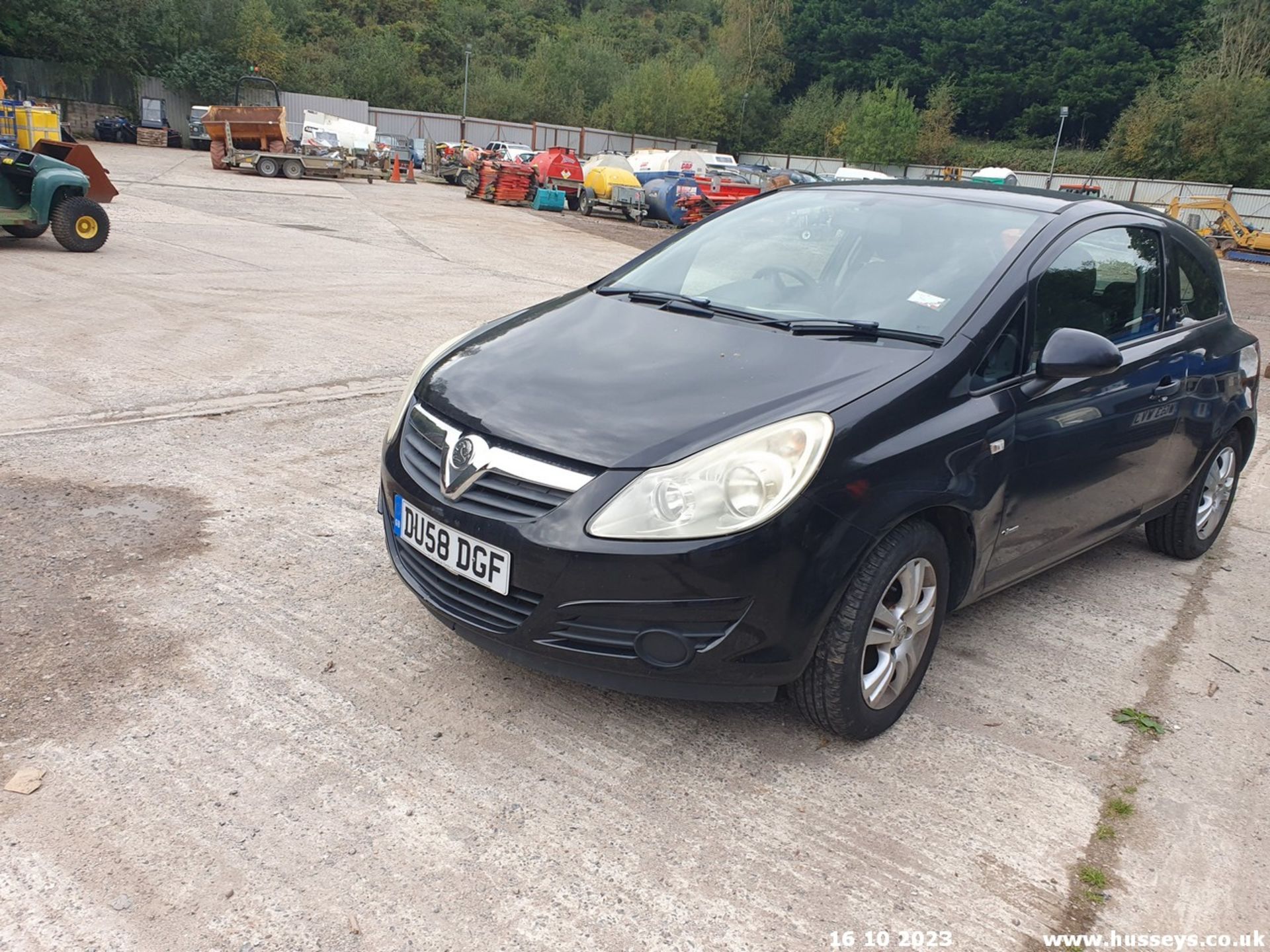 08/58 VAUXHALL CORSA BREEZE CDTI - 1248cc 3dr Hatchback (Black) - Image 4 of 22