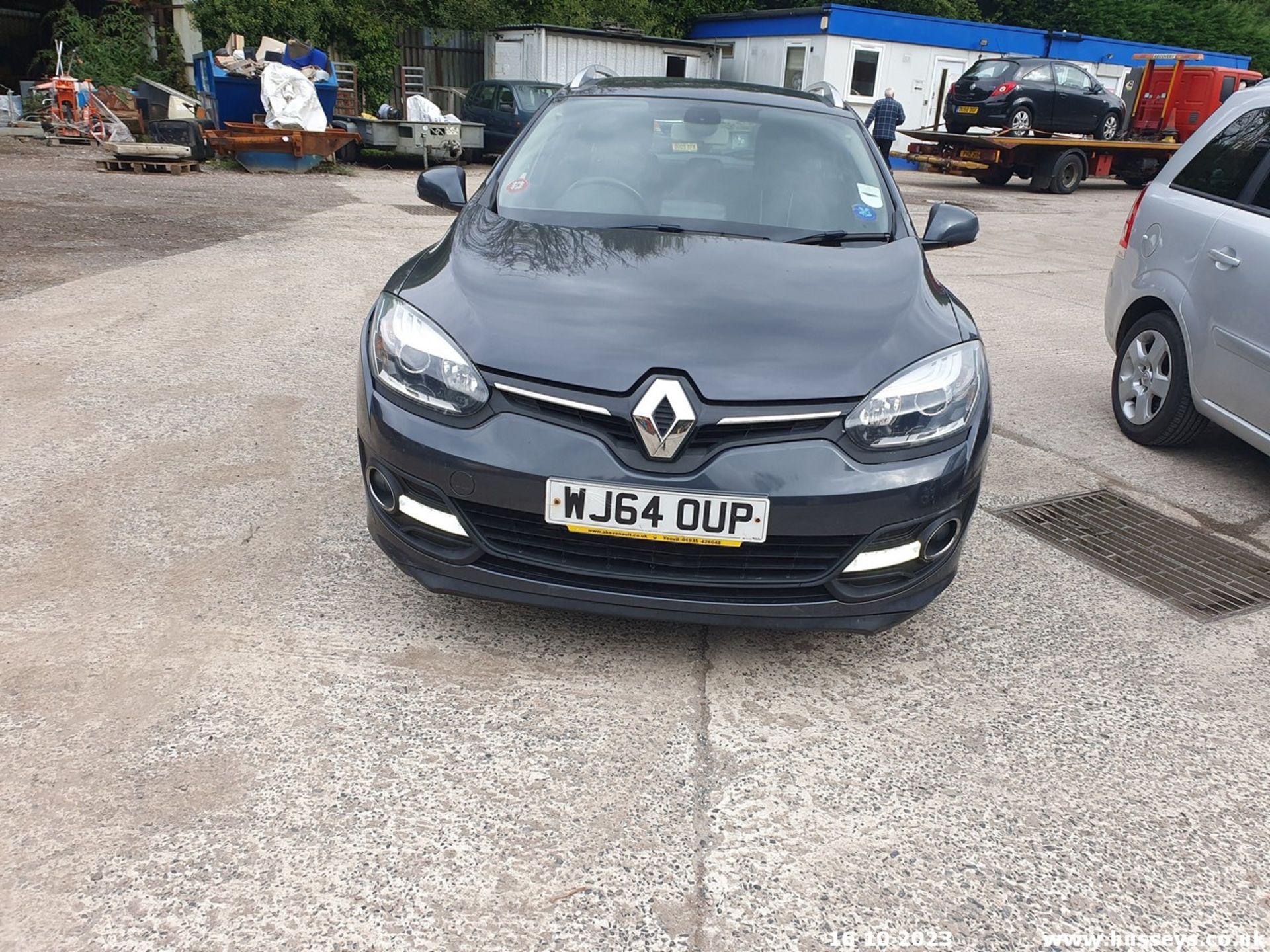 14/64 RENAULT MEGANE D-QUE TT ENERGY DC - 1461cc 5dr Estate (Grey, 125k) - Image 22 of 56