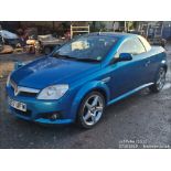 07/57 VAUXHALL TIGRA EXCLUSIV - 1364cc 2dr Convertible (Blue)