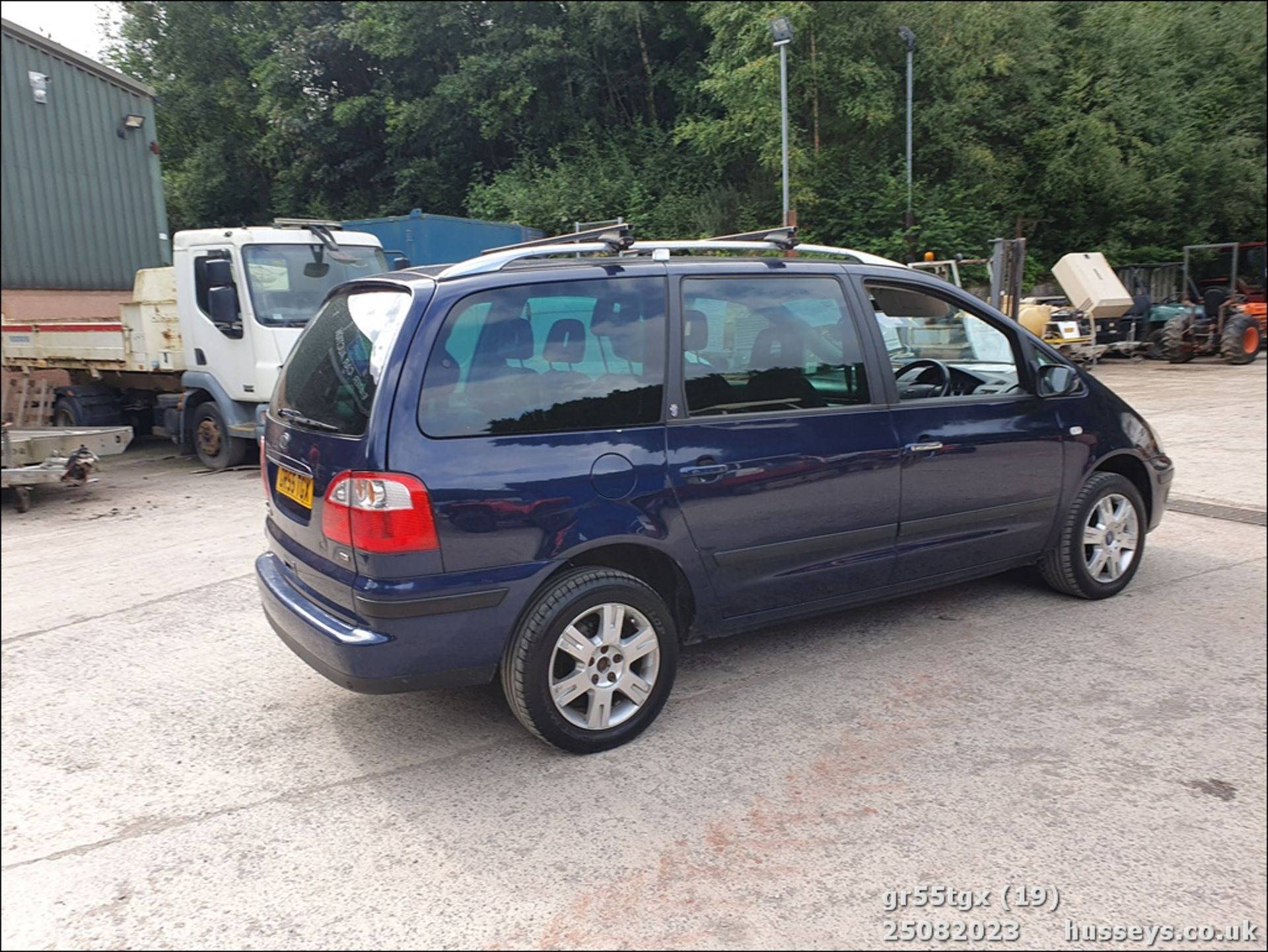 06/55 FORD GALAXY GHIA TDI - 1896cc 5dr MPV (Blue, 135k) - Image 21 of 62