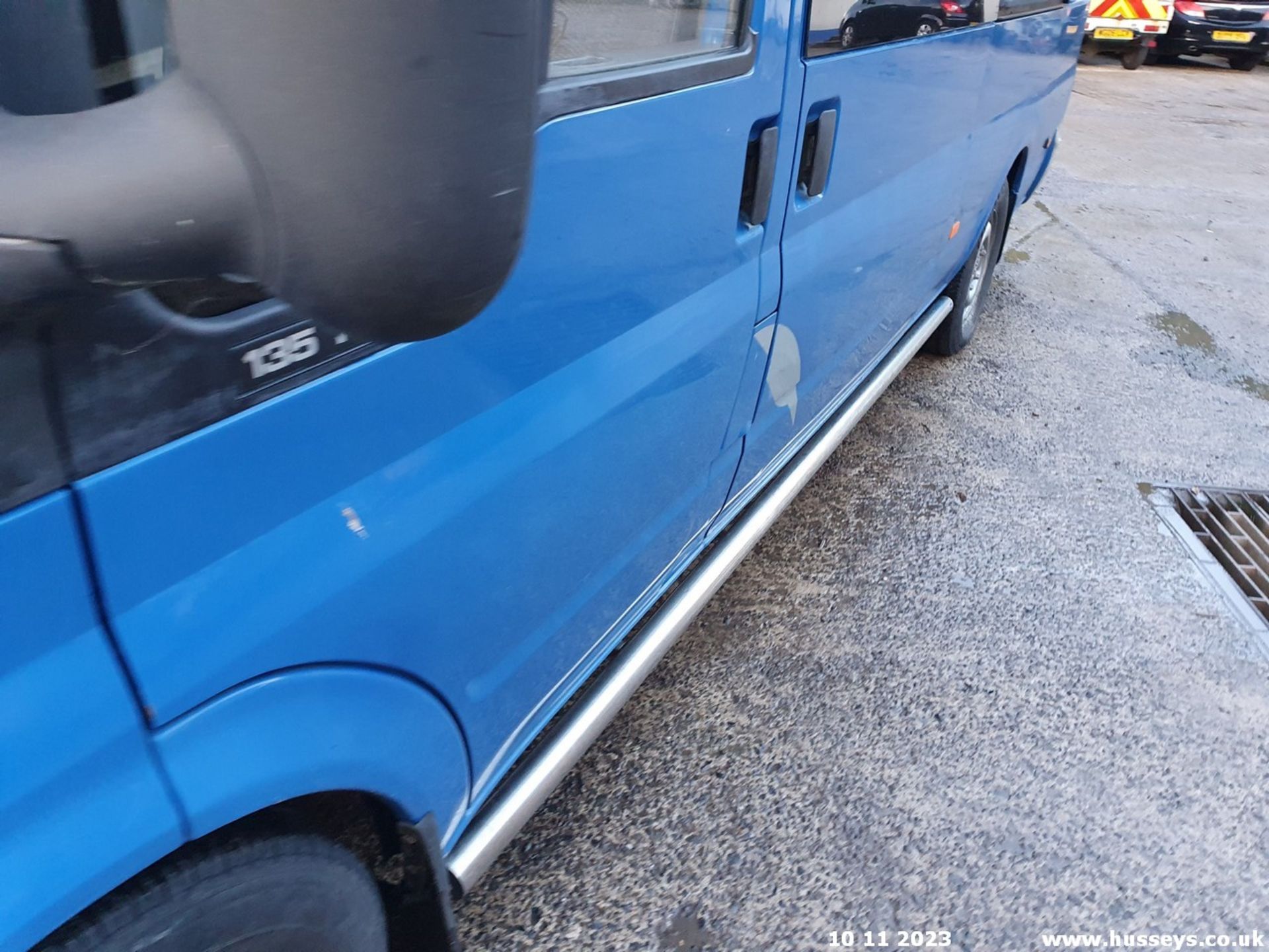 05/55 FORD TRANSIT CAMPER CONVERSION 350 LWB - 2402cc 5dr Van (Blue) - Image 31 of 64