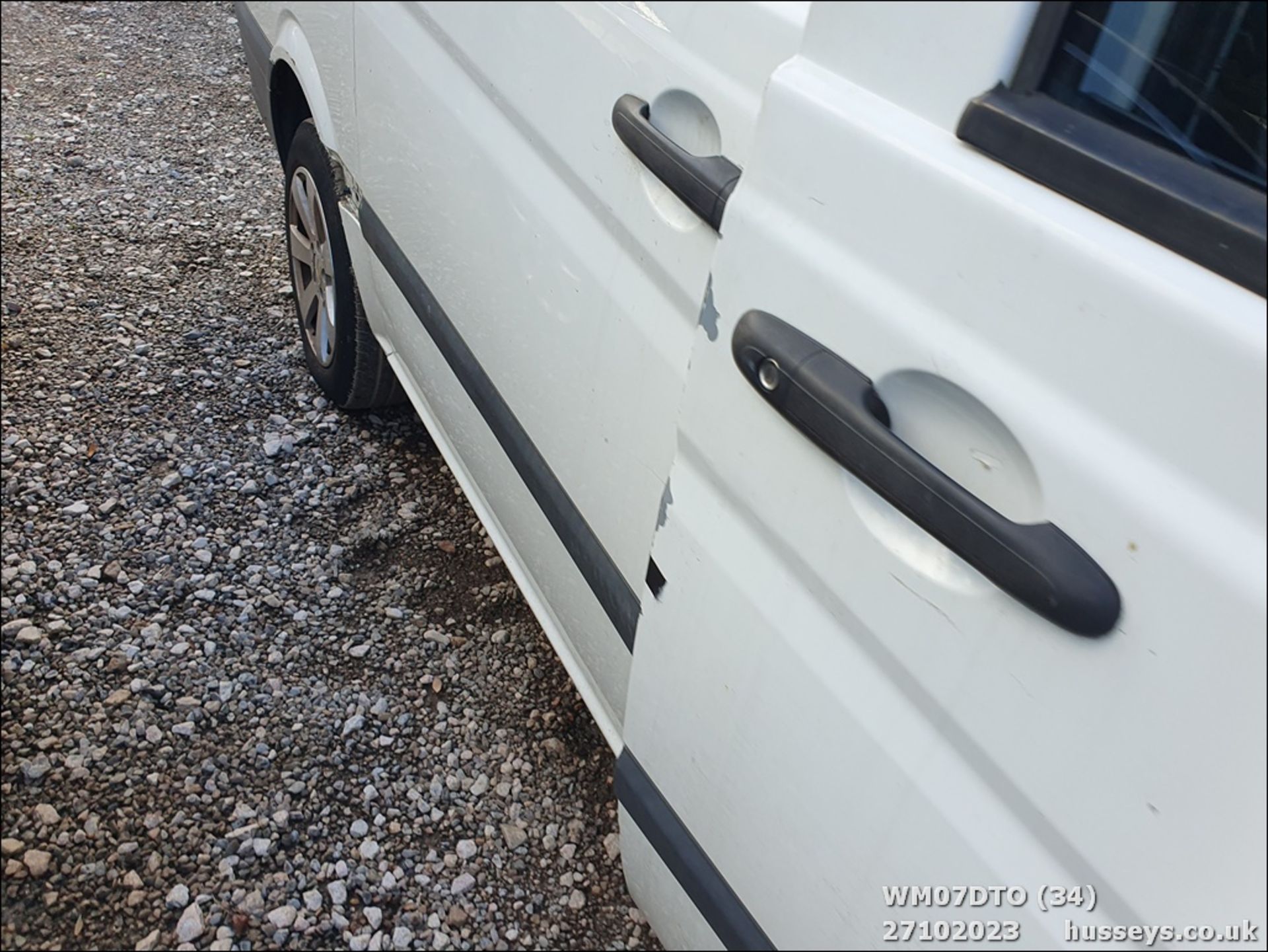 07/07 MERCEDES VITO 111 CDI LONG - 2148cc 4dr Van (White) - Image 35 of 50