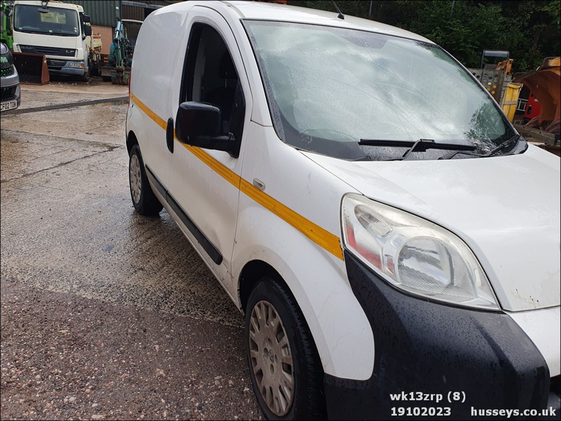 13/13 PEUGEOT BIPPER SE HDI - 1248cc 5dr Van (White, 141k) - Image 9 of 55