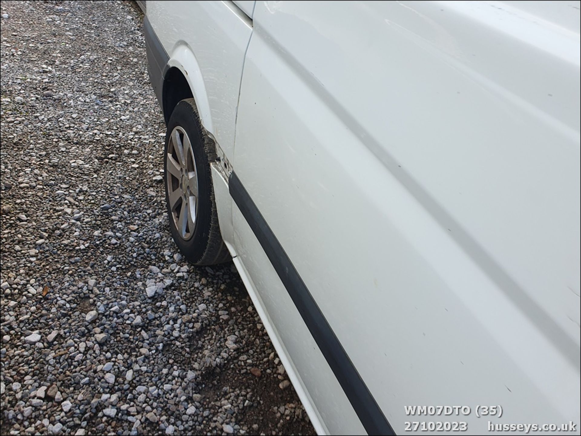 07/07 MERCEDES VITO 111 CDI LONG - 2148cc 4dr Van (White) - Image 36 of 50