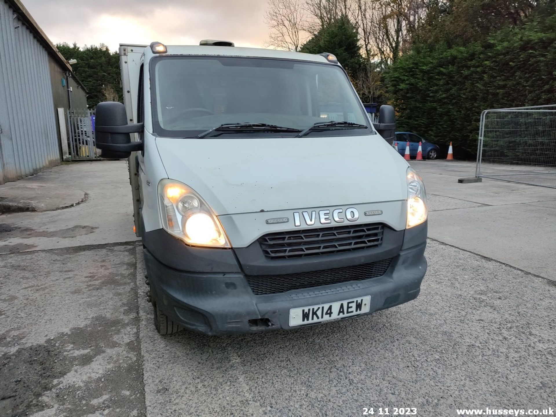 14/14 IVECO DAILY 45C15 - 2998cc 2dr Tipper (White) - Image 5 of 36