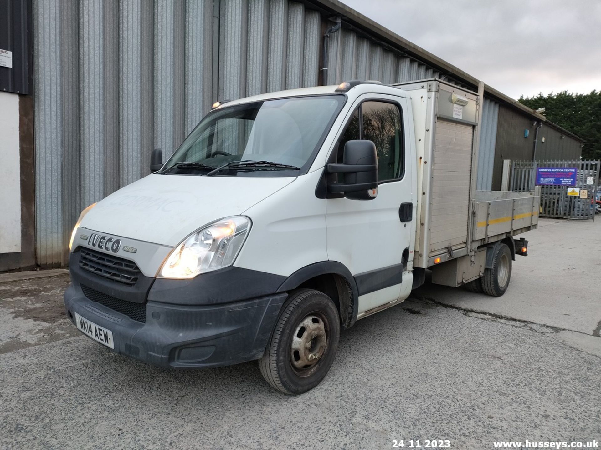14/14 IVECO DAILY 45C15 - 2998cc 2dr Tipper (White) - Image 9 of 36