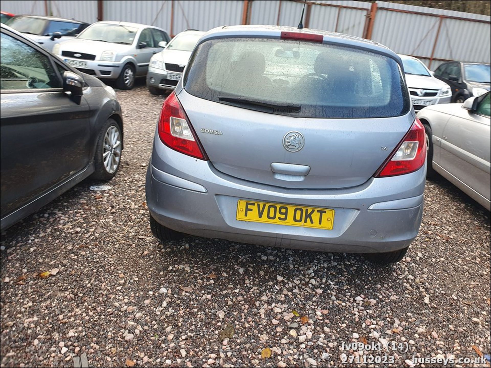 09/09 VAUXHALL CORSA DESIGN 16V TWINPORT - 1364cc 5dr Hatchback (Silver, 92k) - Bild 15 aus 51