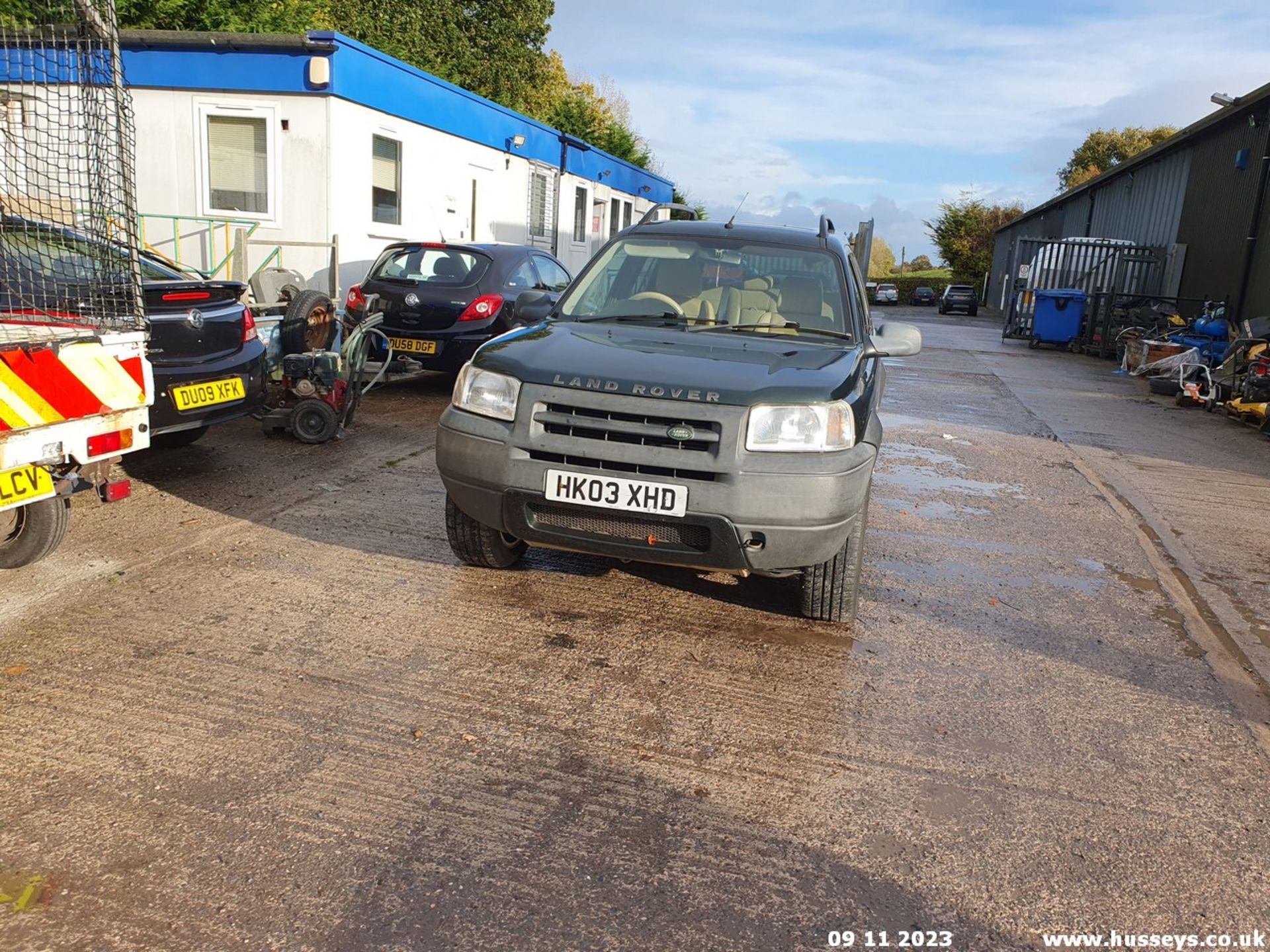 03/03 LAND ROVER FREELANDER TD4 ES PREM A - 1951cc 5dr Estate (Green, 140k) - Image 7 of 46