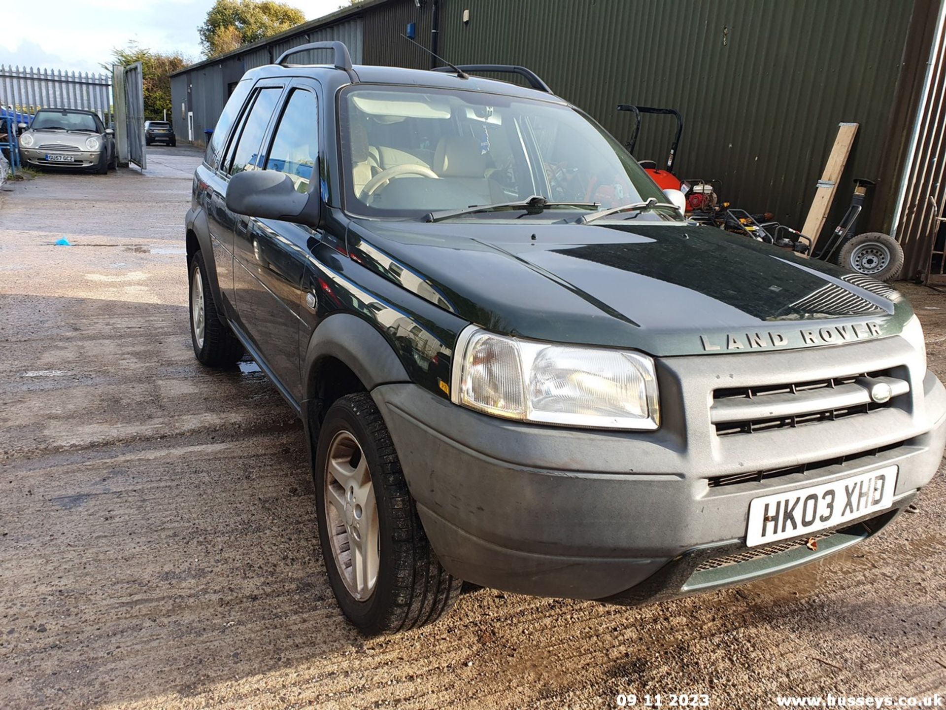 03/03 LAND ROVER FREELANDER TD4 ES PREM A - 1951cc 5dr Estate (Green, 140k) - Image 10 of 46