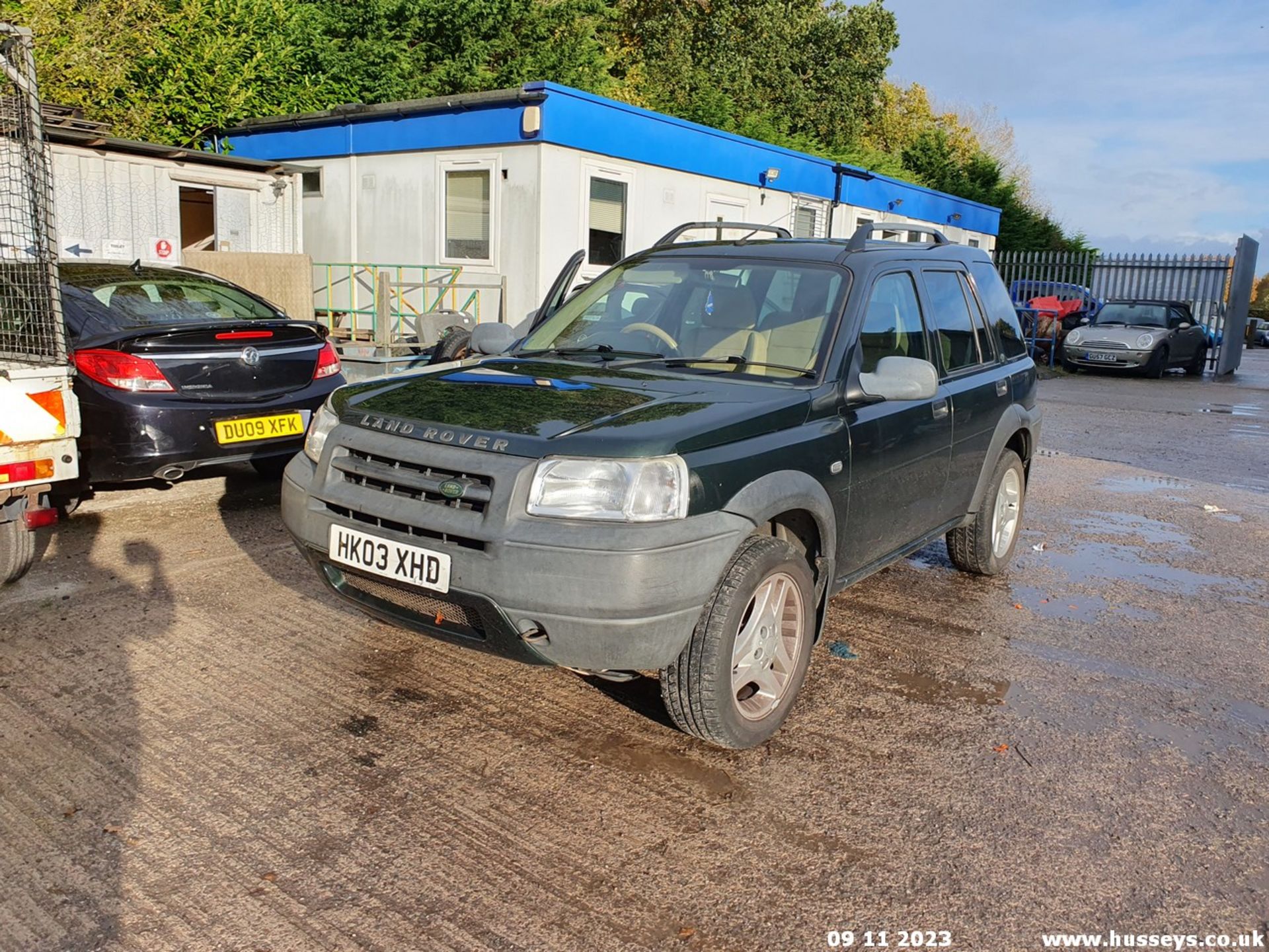 03/03 LAND ROVER FREELANDER TD4 ES PREM A - 1951cc 5dr Estate (Green, 140k) - Image 2 of 46