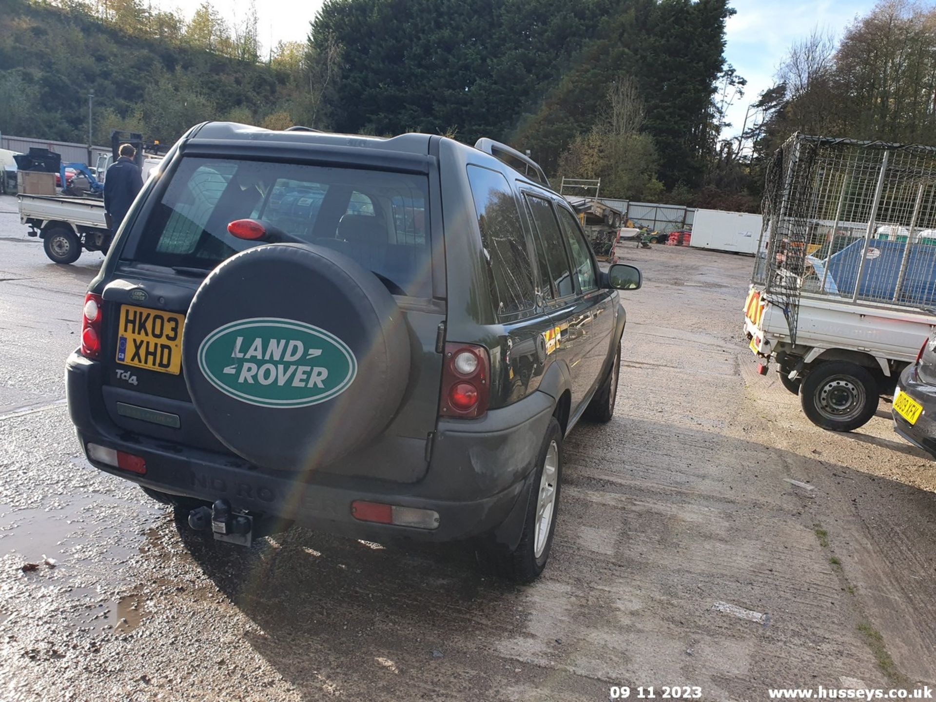 03/03 LAND ROVER FREELANDER TD4 ES PREM A - 1951cc 5dr Estate (Green, 140k) - Image 16 of 46